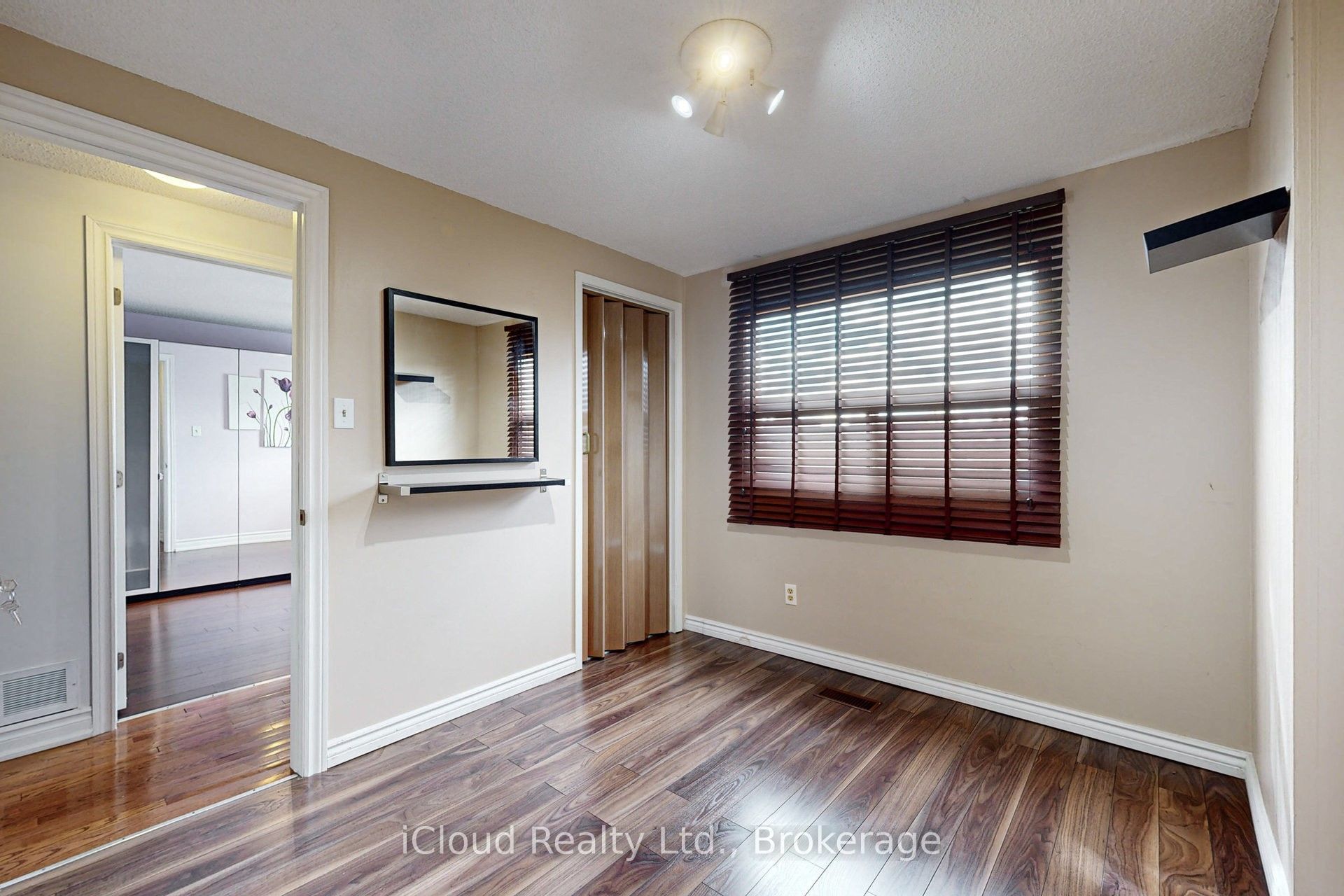 50 Denlow Drive Property Photo 18