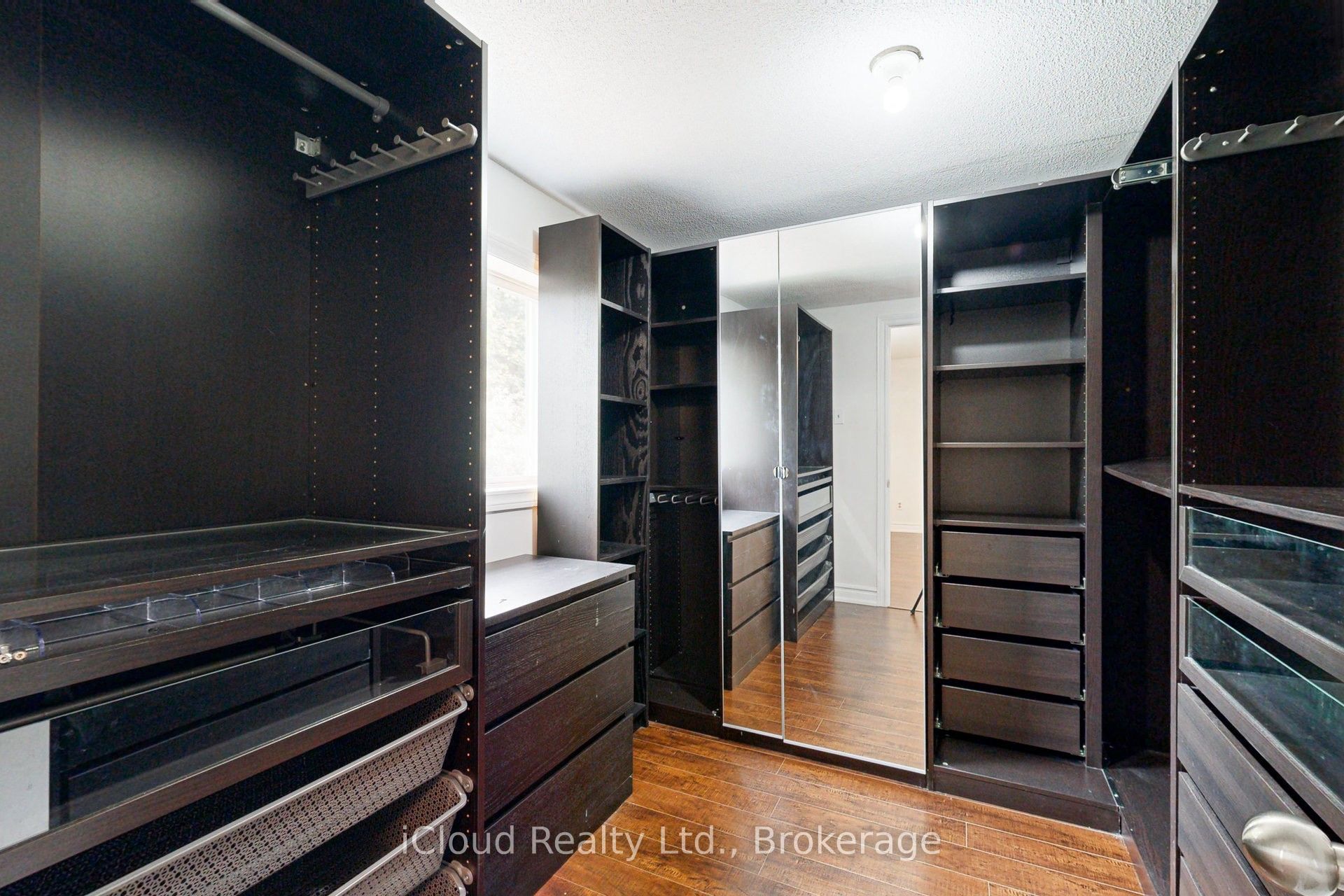 50 Denlow Drive Property Photo 25