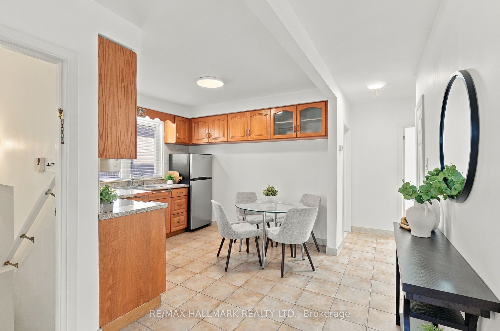 29 Willowbrook Road Property Photo 9