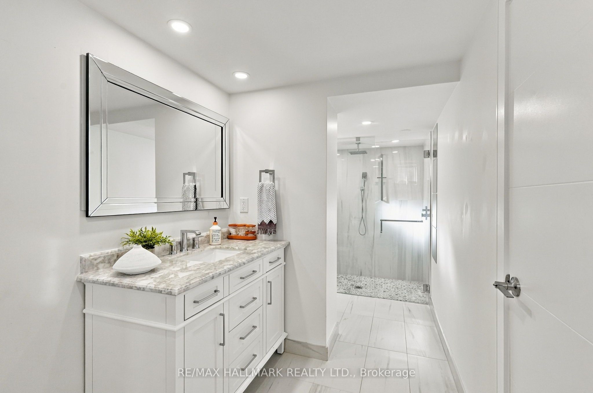 29 Willowbrook Road Property Photo 18