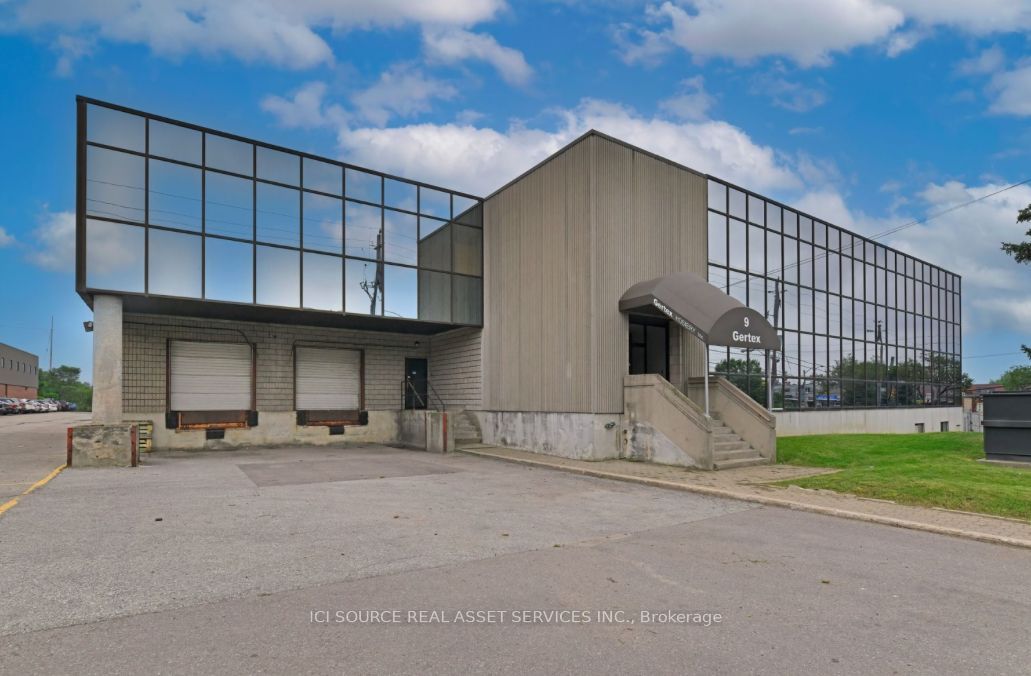 9 Densley Avenue Property Photo 1