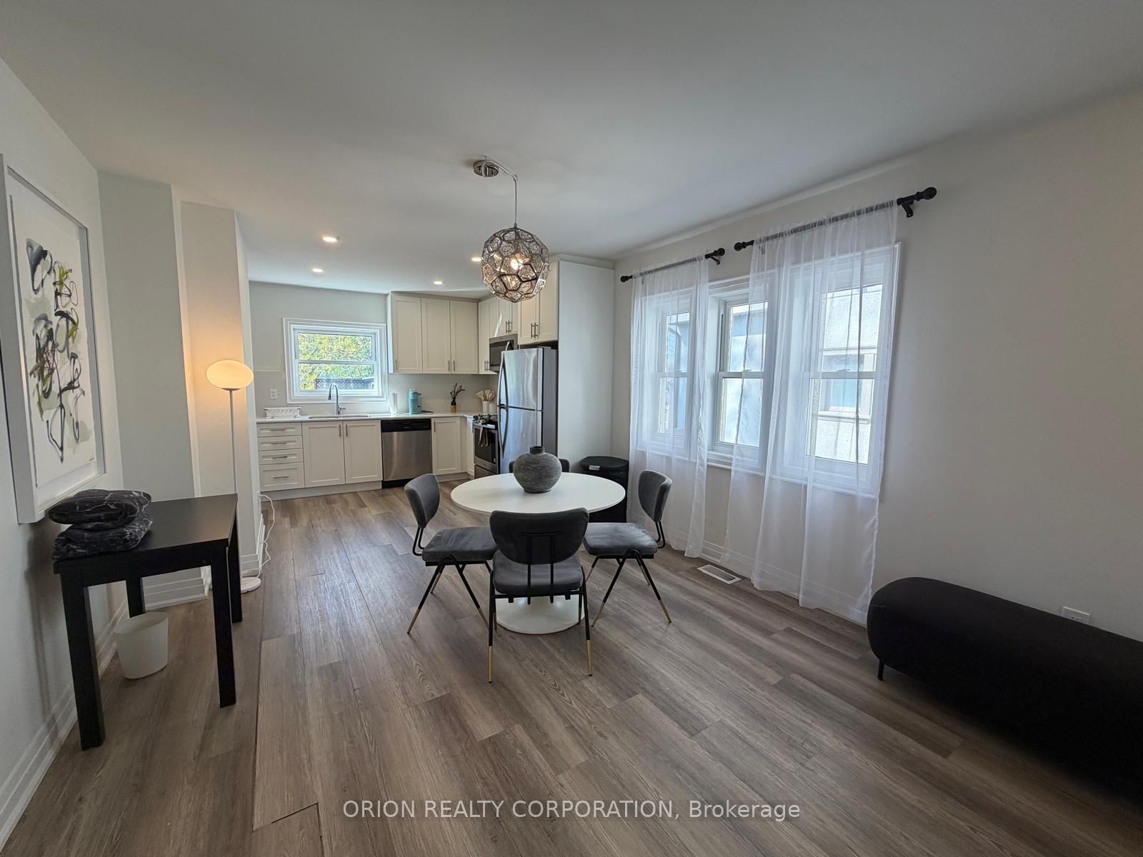 1016 Haig Boulevard Property Photo 10