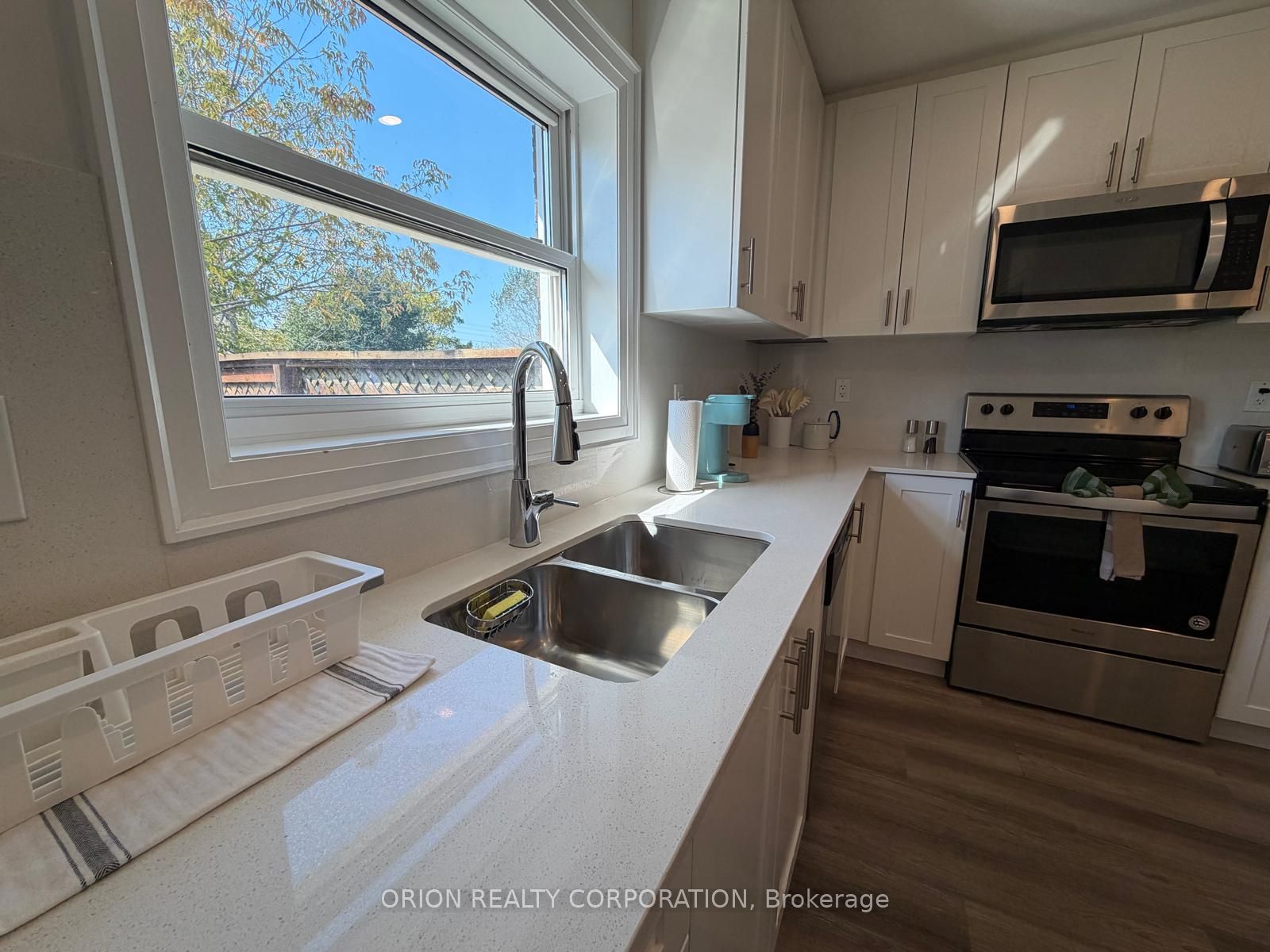 1016 Haig Boulevard Property Photo 14