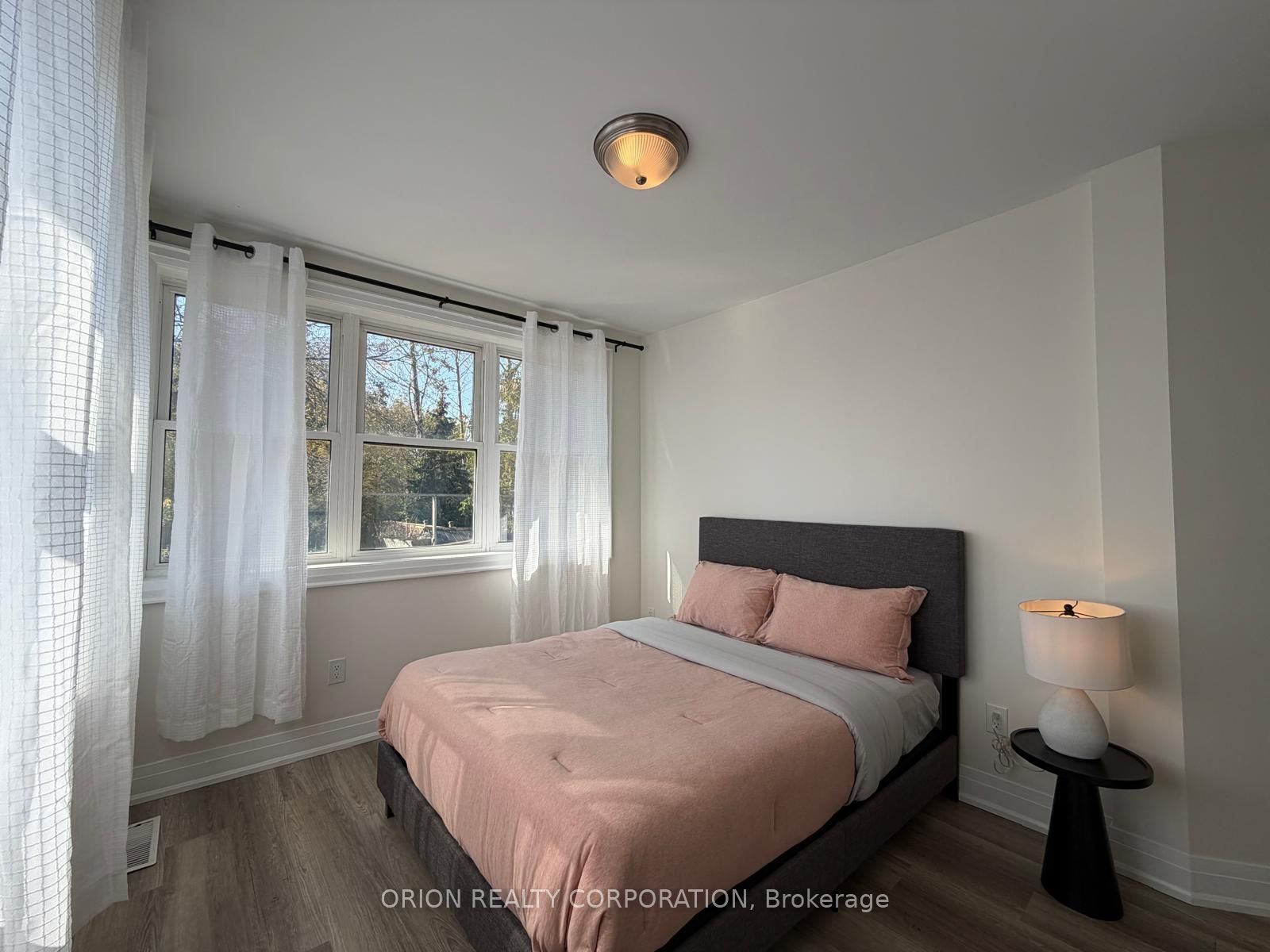 1016 Haig Boulevard Property Photo 23