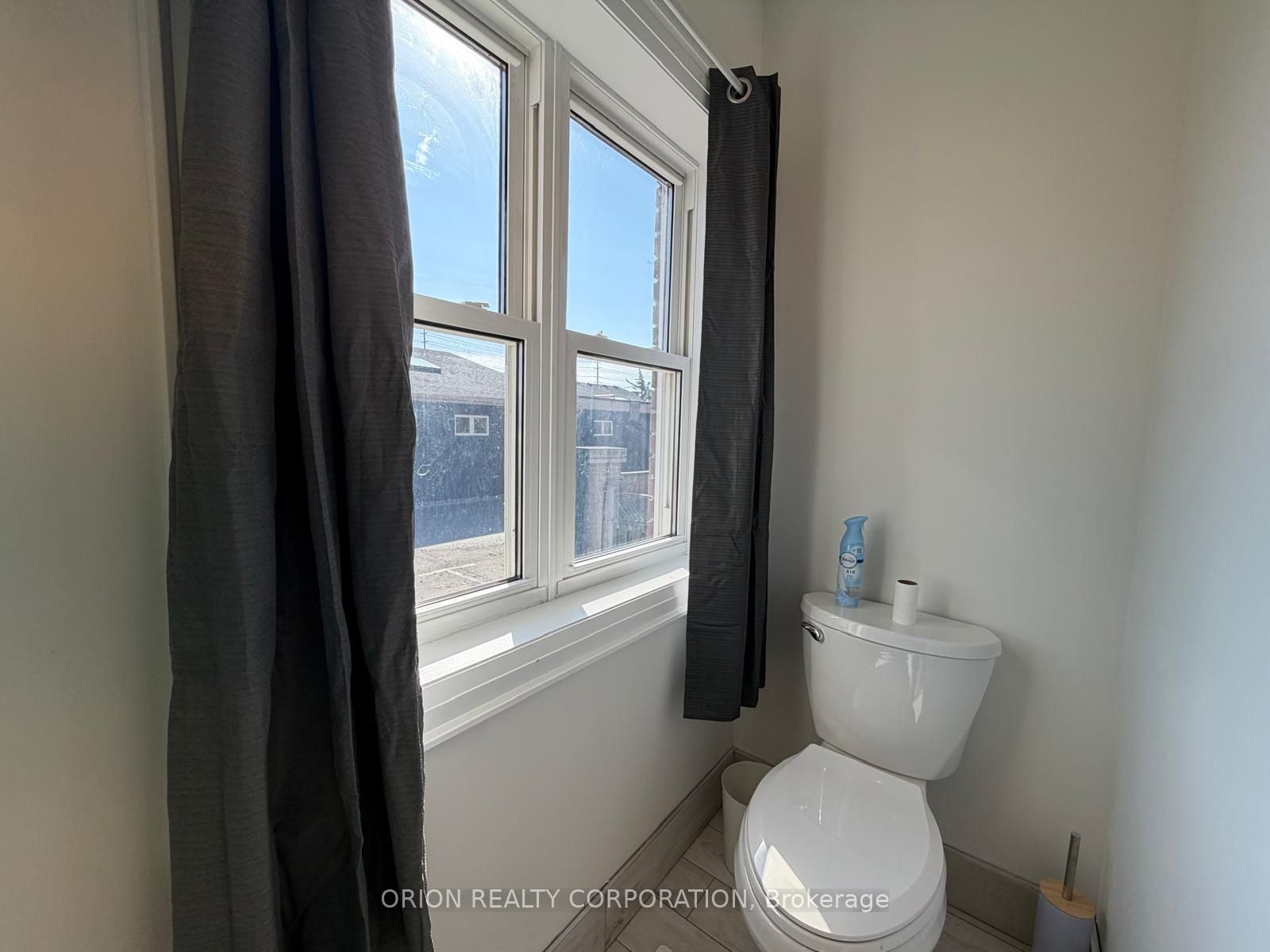 1016 Haig Boulevard Property Photo 29