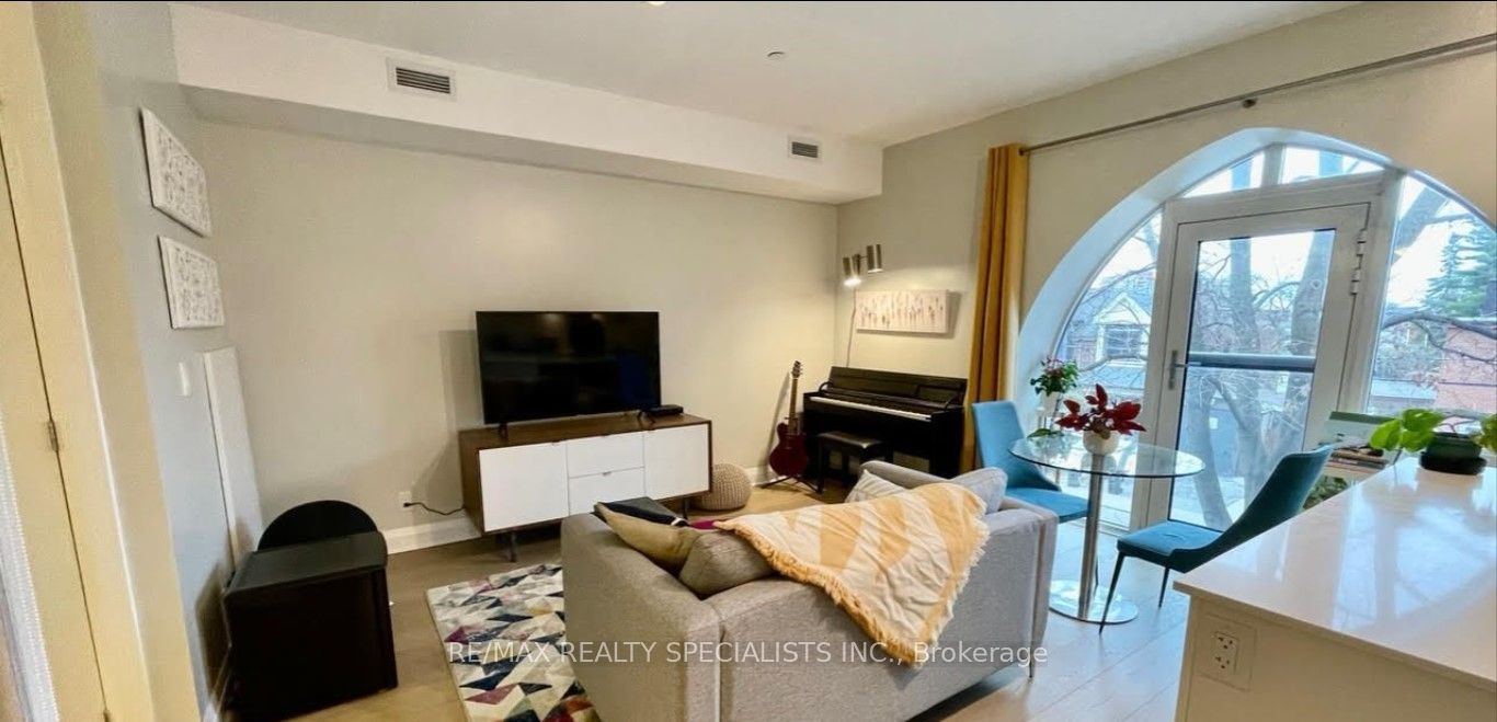 243 Perth Avenue 210 Property Photo 1