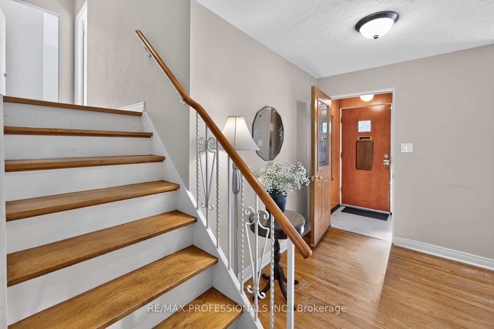 2467 Edenhurst Drive Property Photo 13
