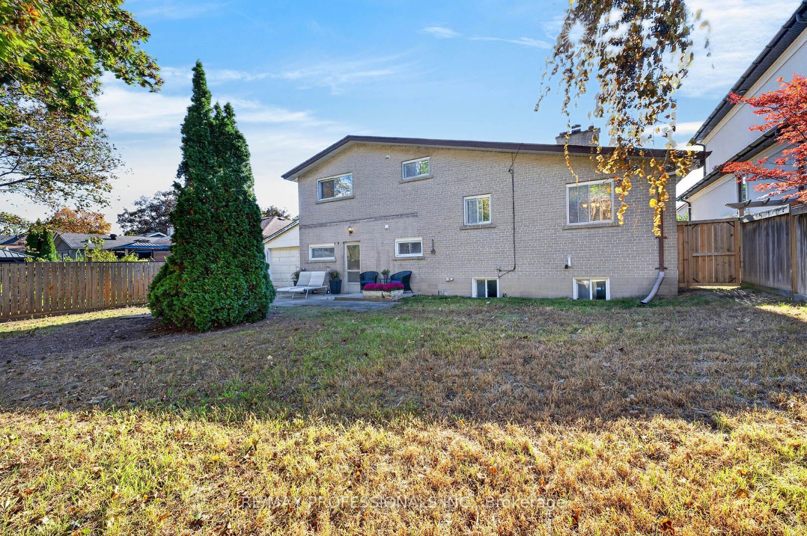 2467 Edenhurst Drive Property Photo 34