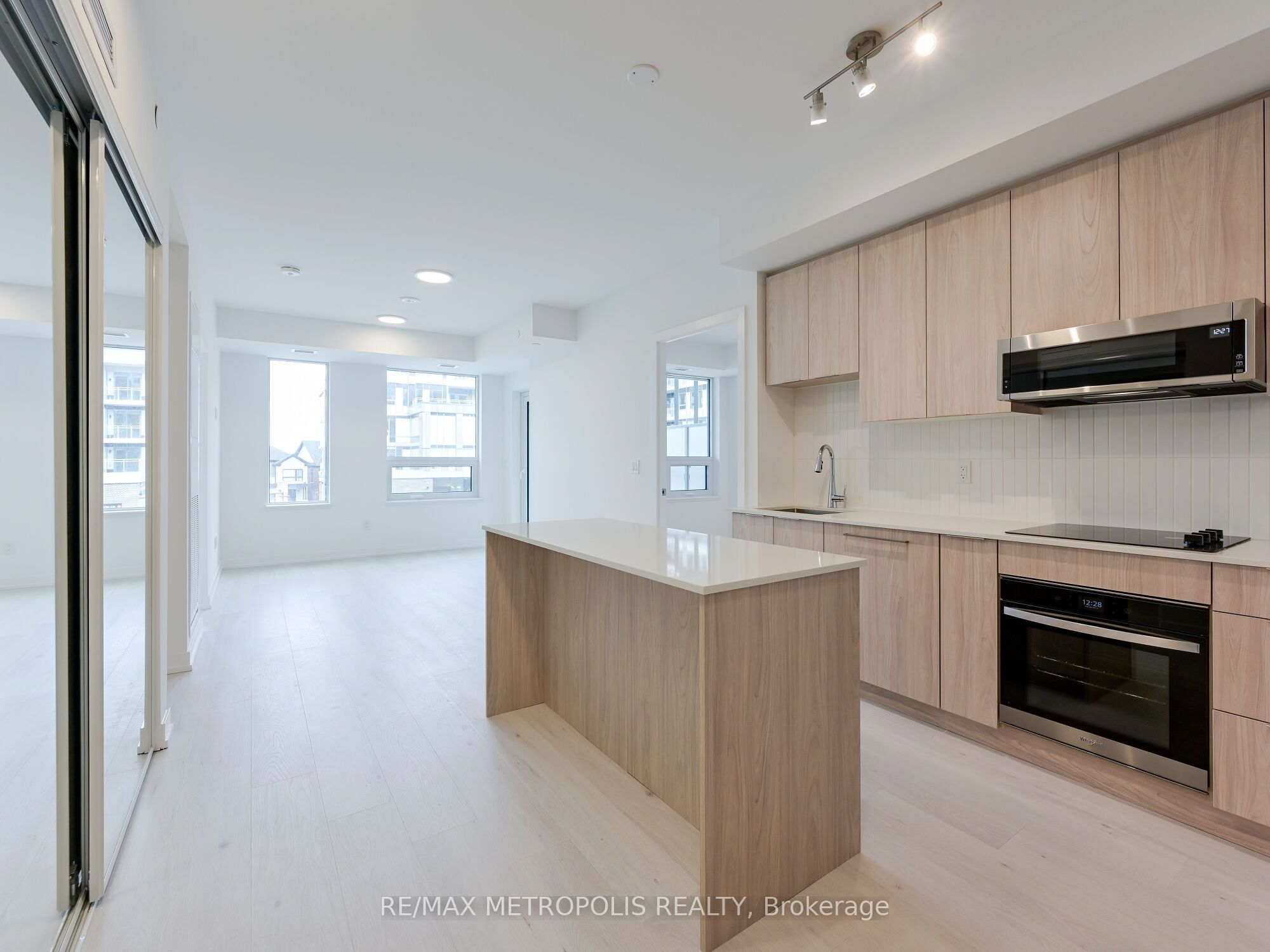 2501 Saw Whet Boulevard 246 Property Photo 13