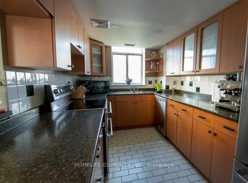 300 Webb Drive 1115 Property Photo 7