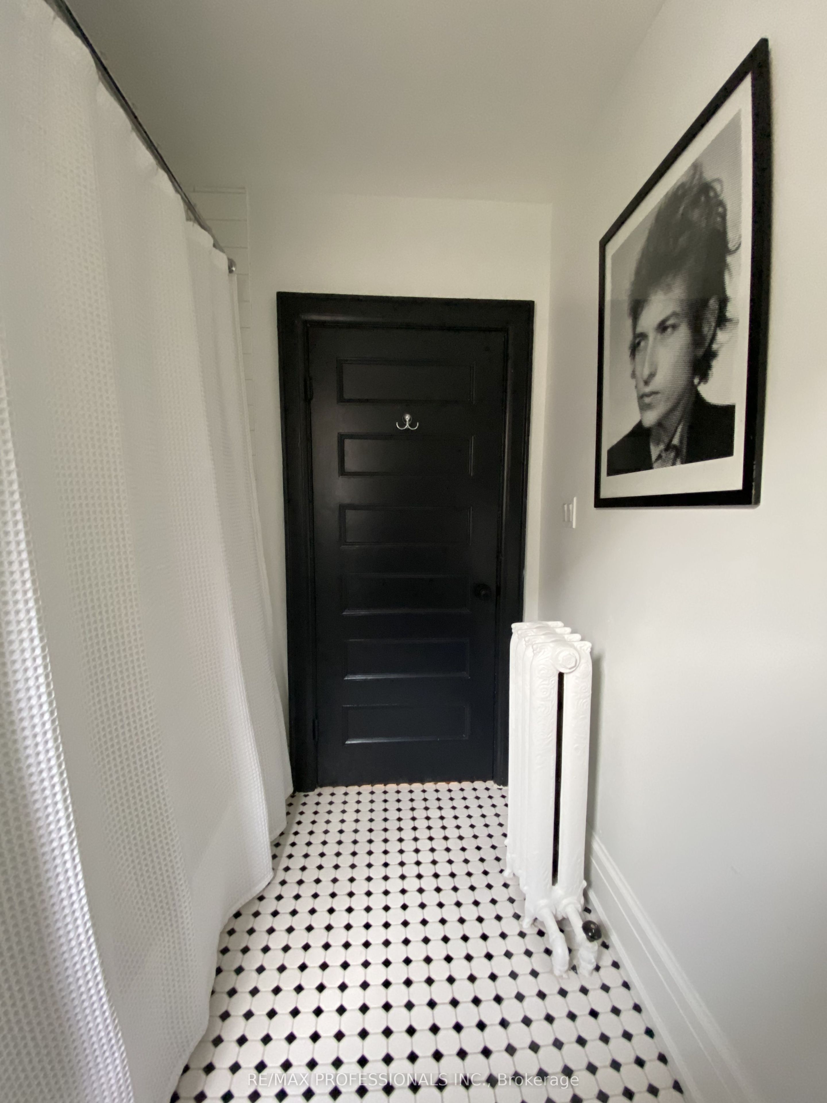 124 Close Avenue Property Photo 19