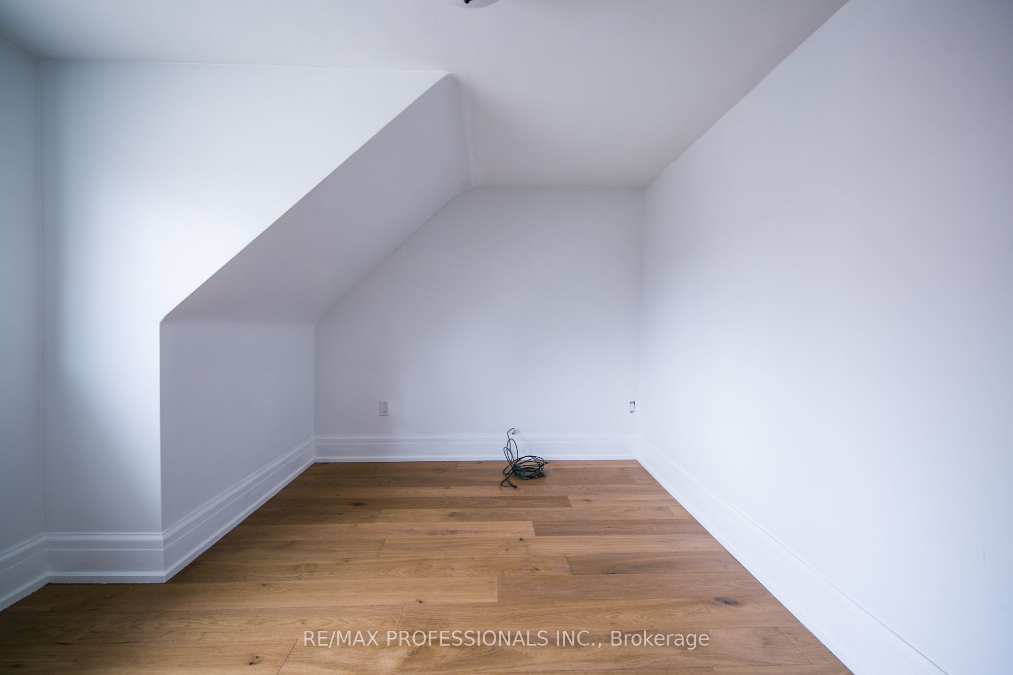 124 Close Avenue Property Photo 26