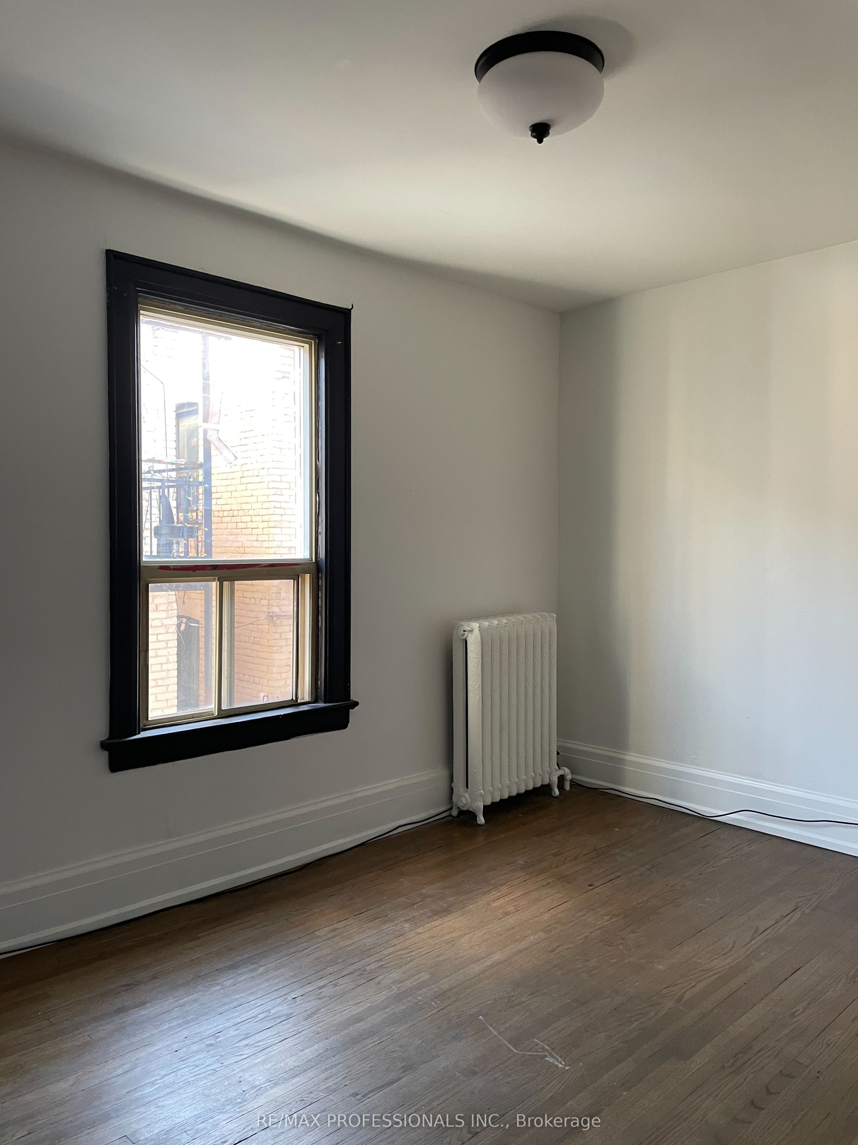 124 Close Avenue Property Photo 32