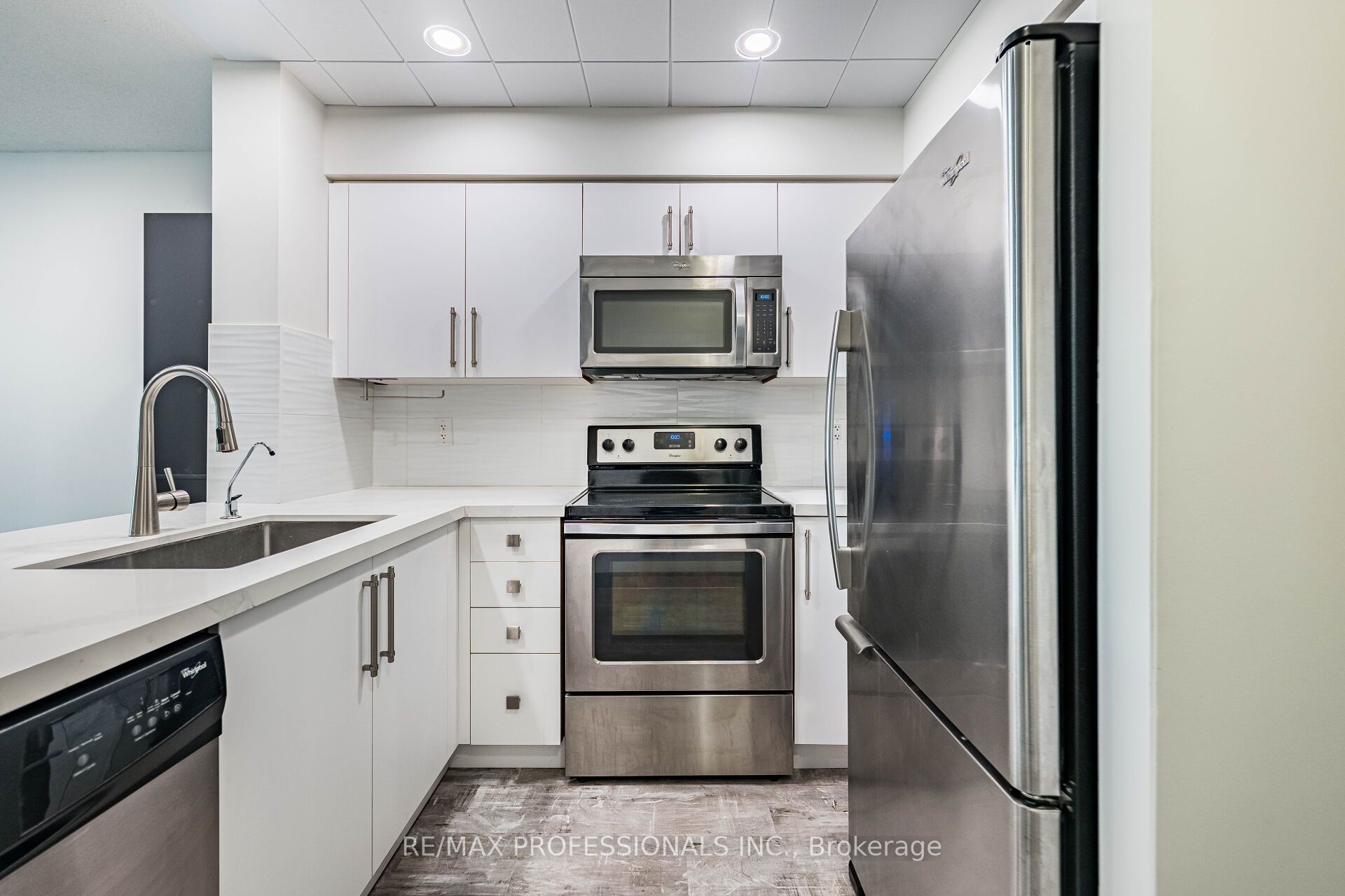 7 Michael Power Place 101 Property Photo 5