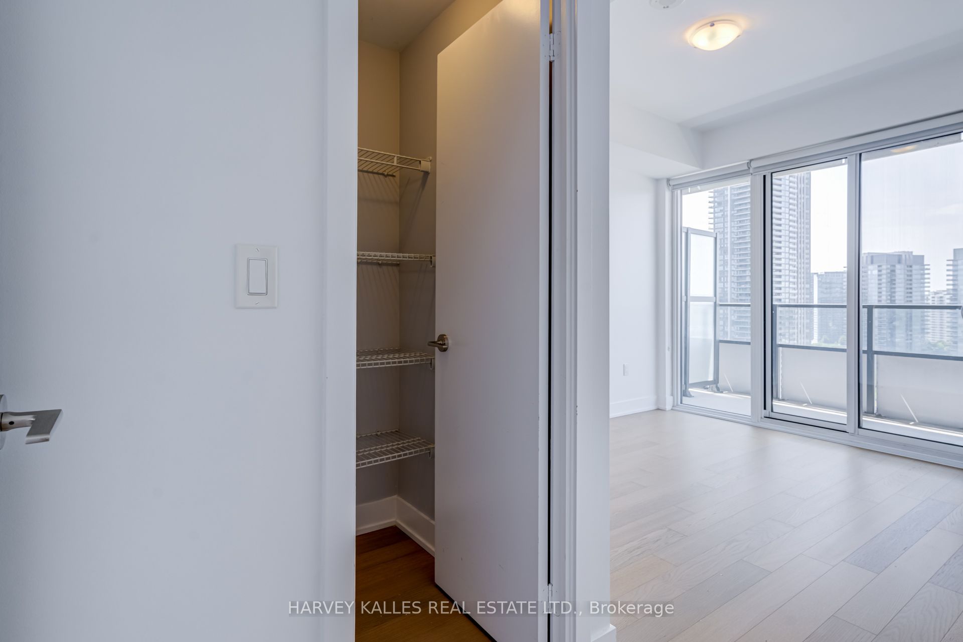 30 Shore Breeze Drive 1822 Property Photo 18