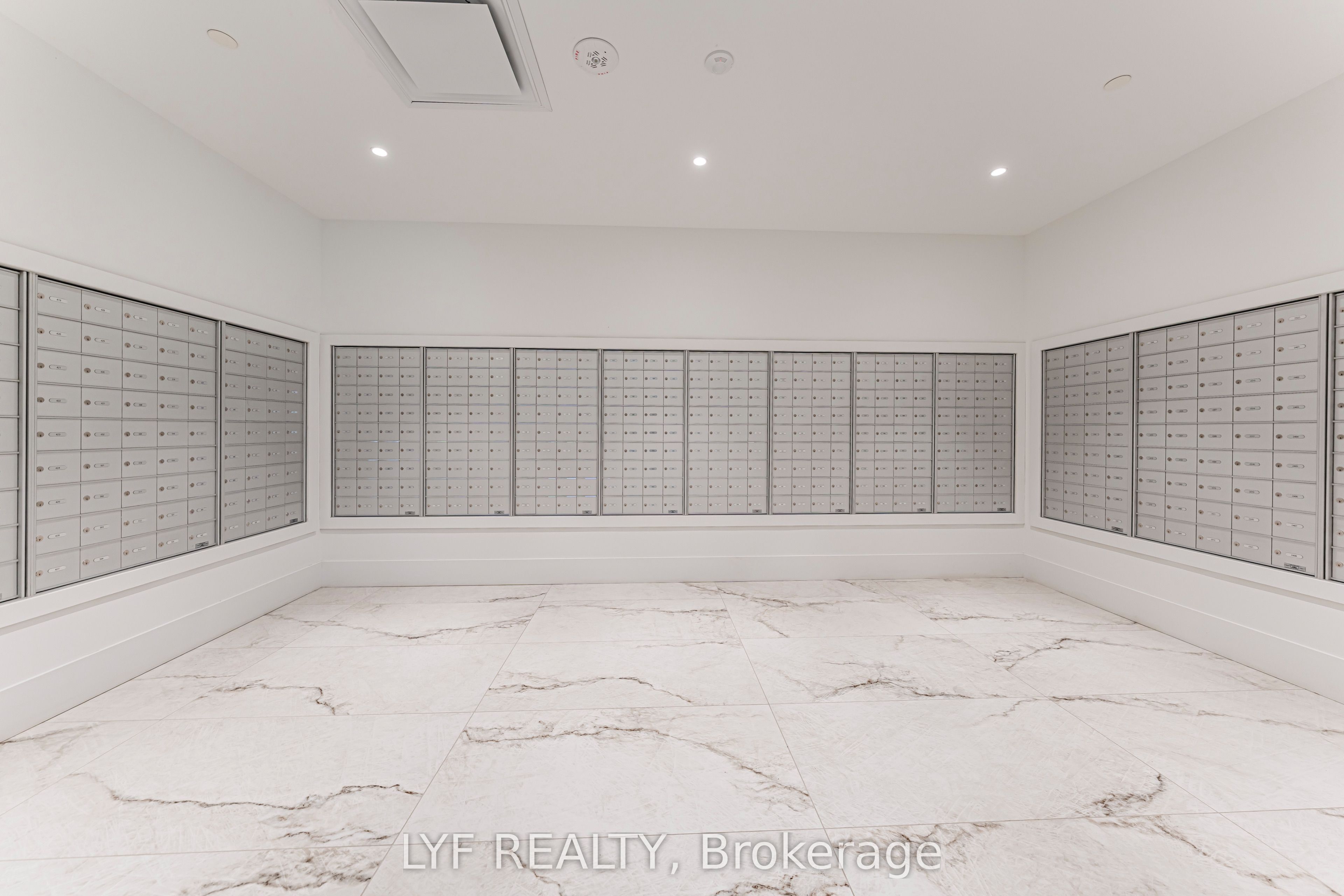 4010 Eglinton Avenue W 1208 Property Photo 9