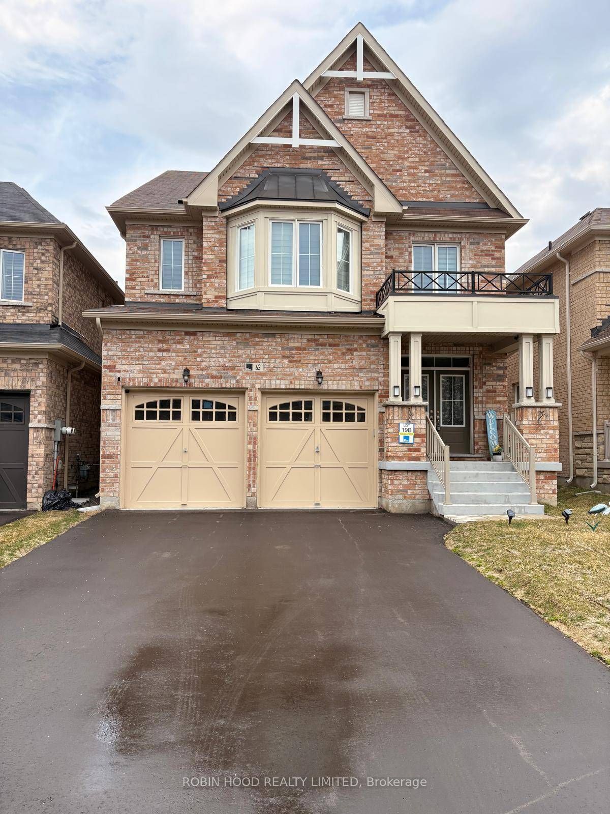 63 Royal Fern Crescent Property Photo 1