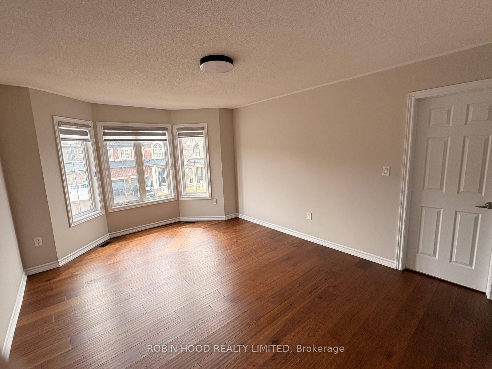 63 Royal Fern Crescent Property Photo 17