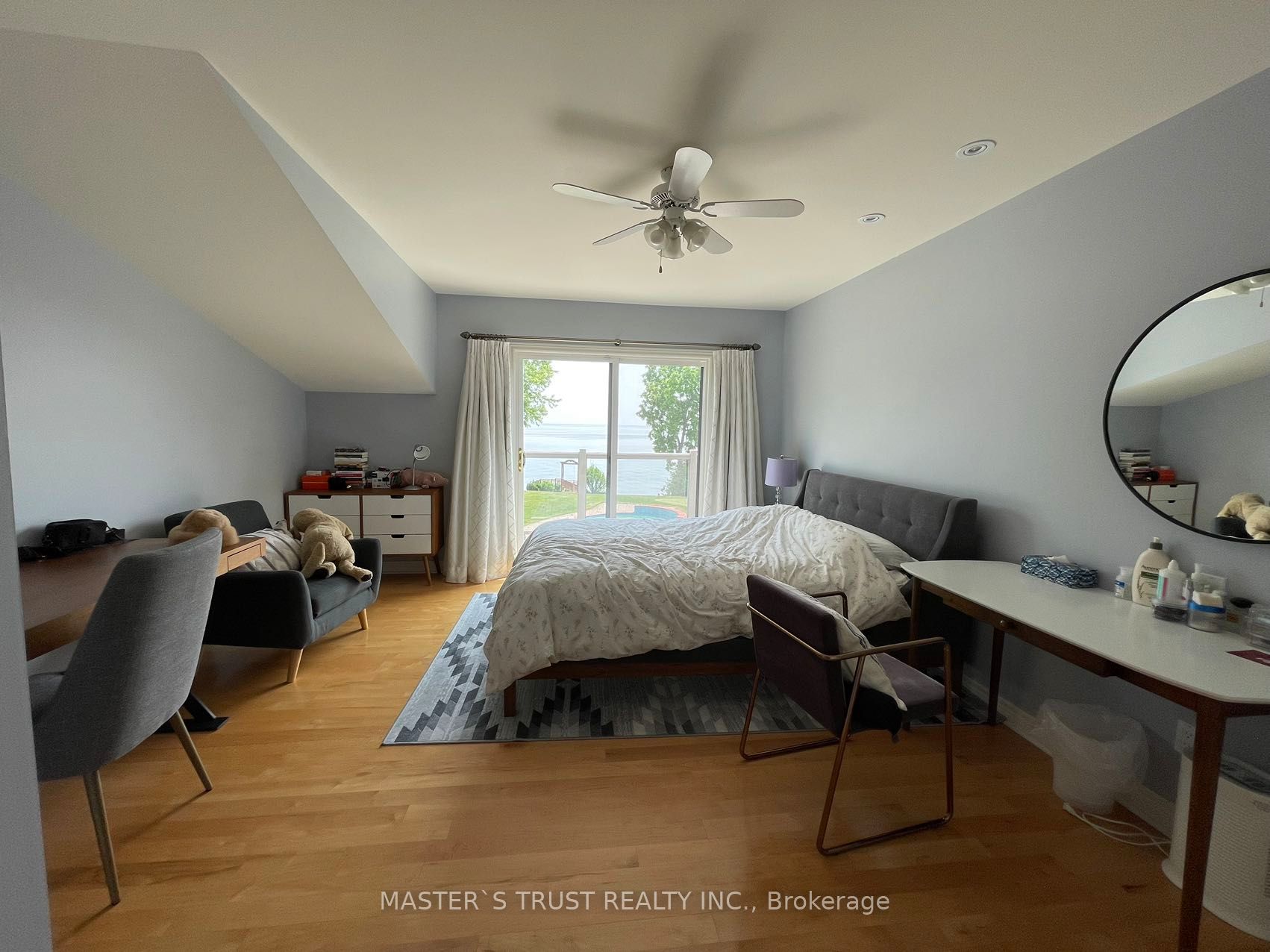 7 Third Line Property Photo 28