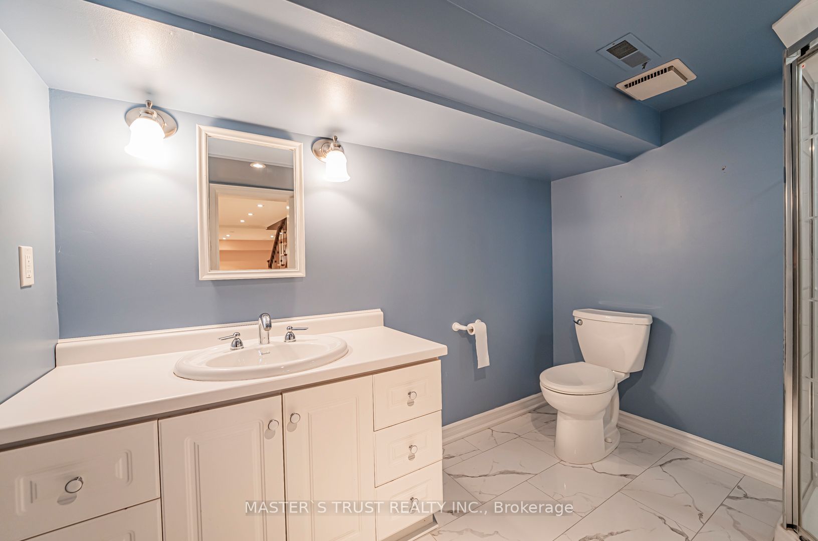 7 Third Line Property Photo 38