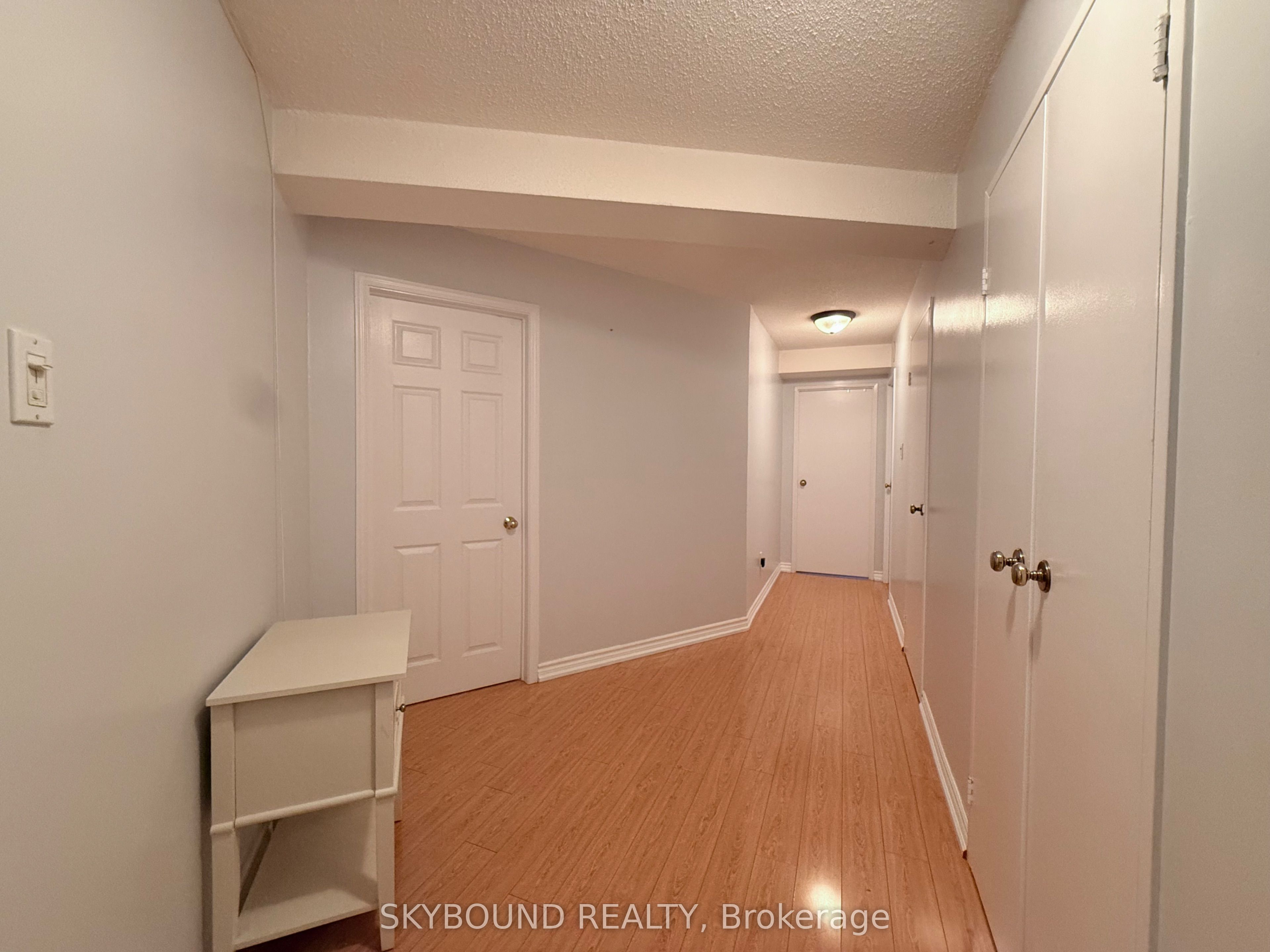 3650 Kaneff Crescent 3106 Property Photo 10