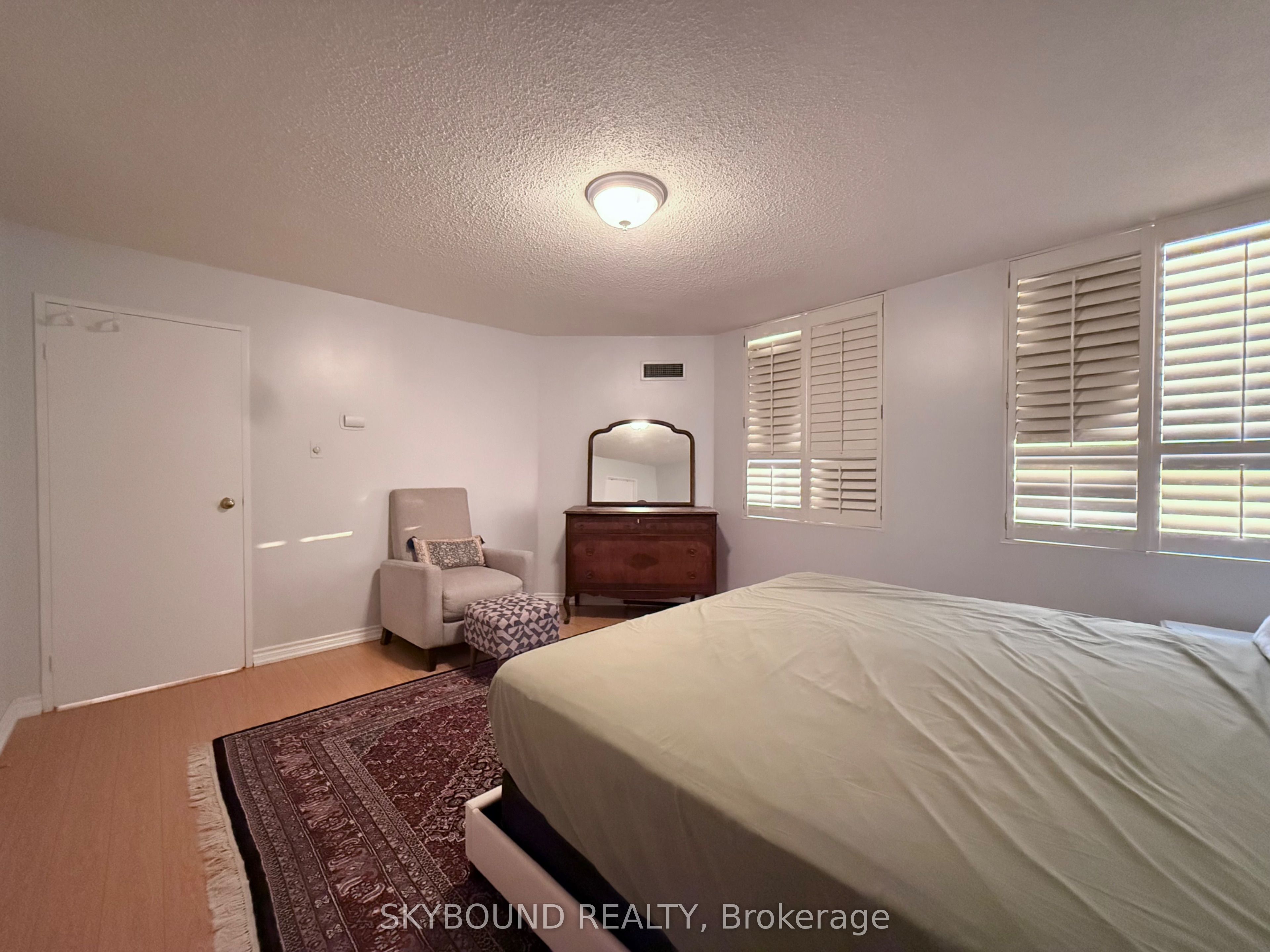 3650 Kaneff Crescent 3106 Property Photo 15