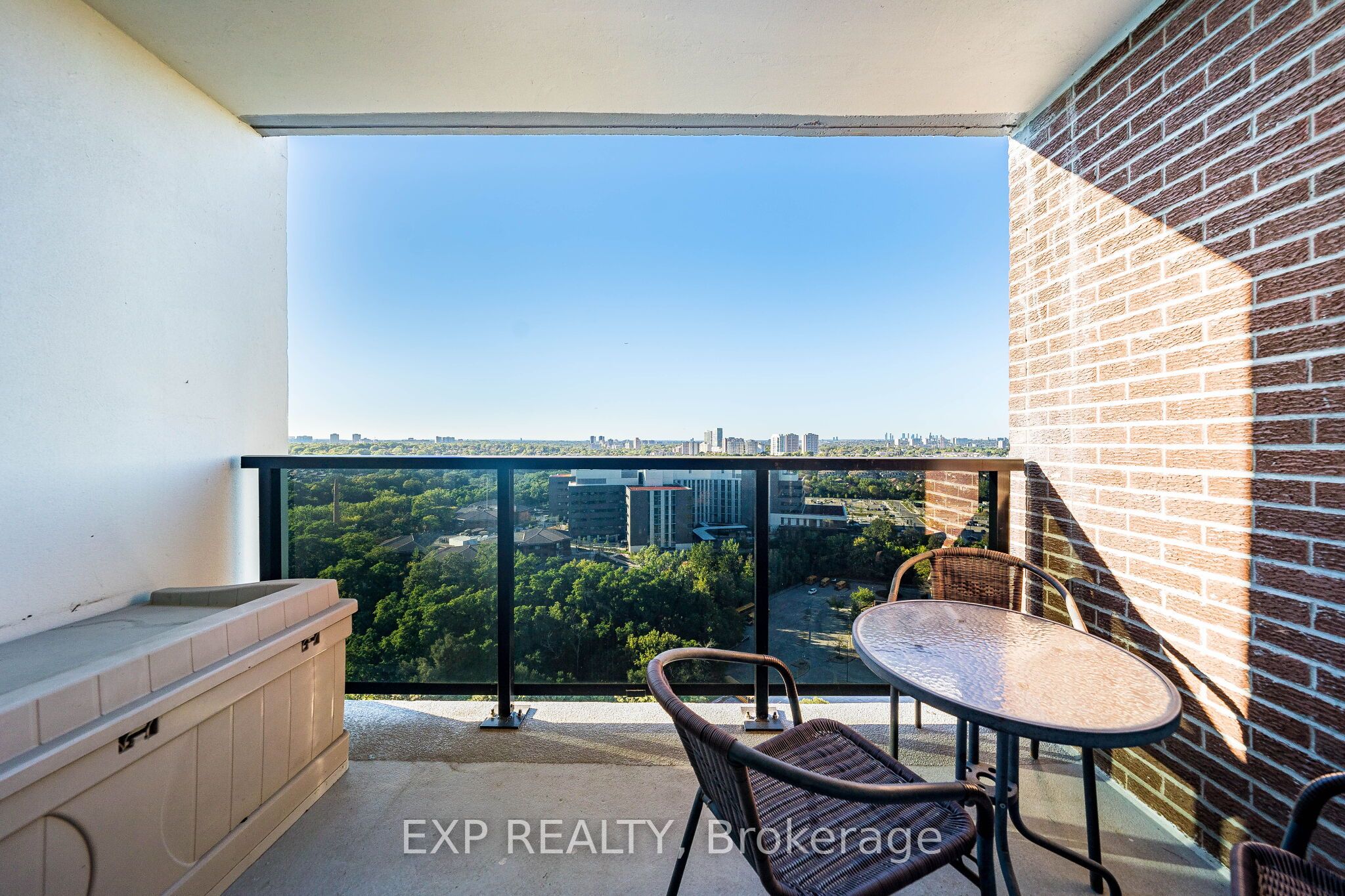 85 Emmett Avenue 2412 Property Photo 2