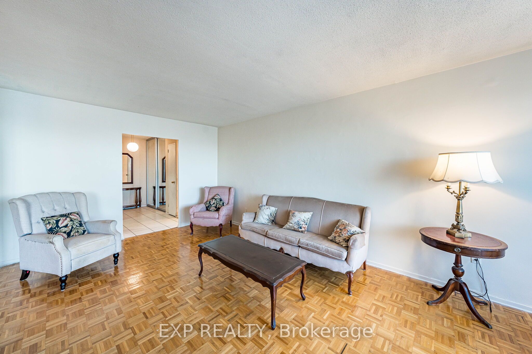 85 Emmett Avenue 2412 Property Photo 9