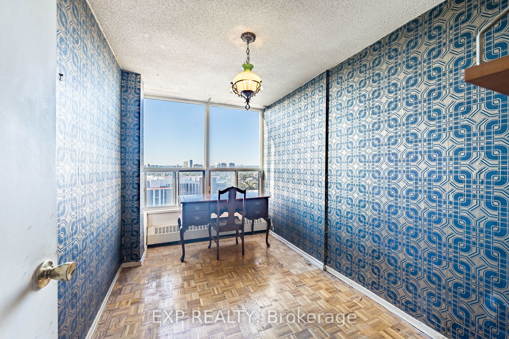 85 Emmett Avenue 2412 Property Photo 13
