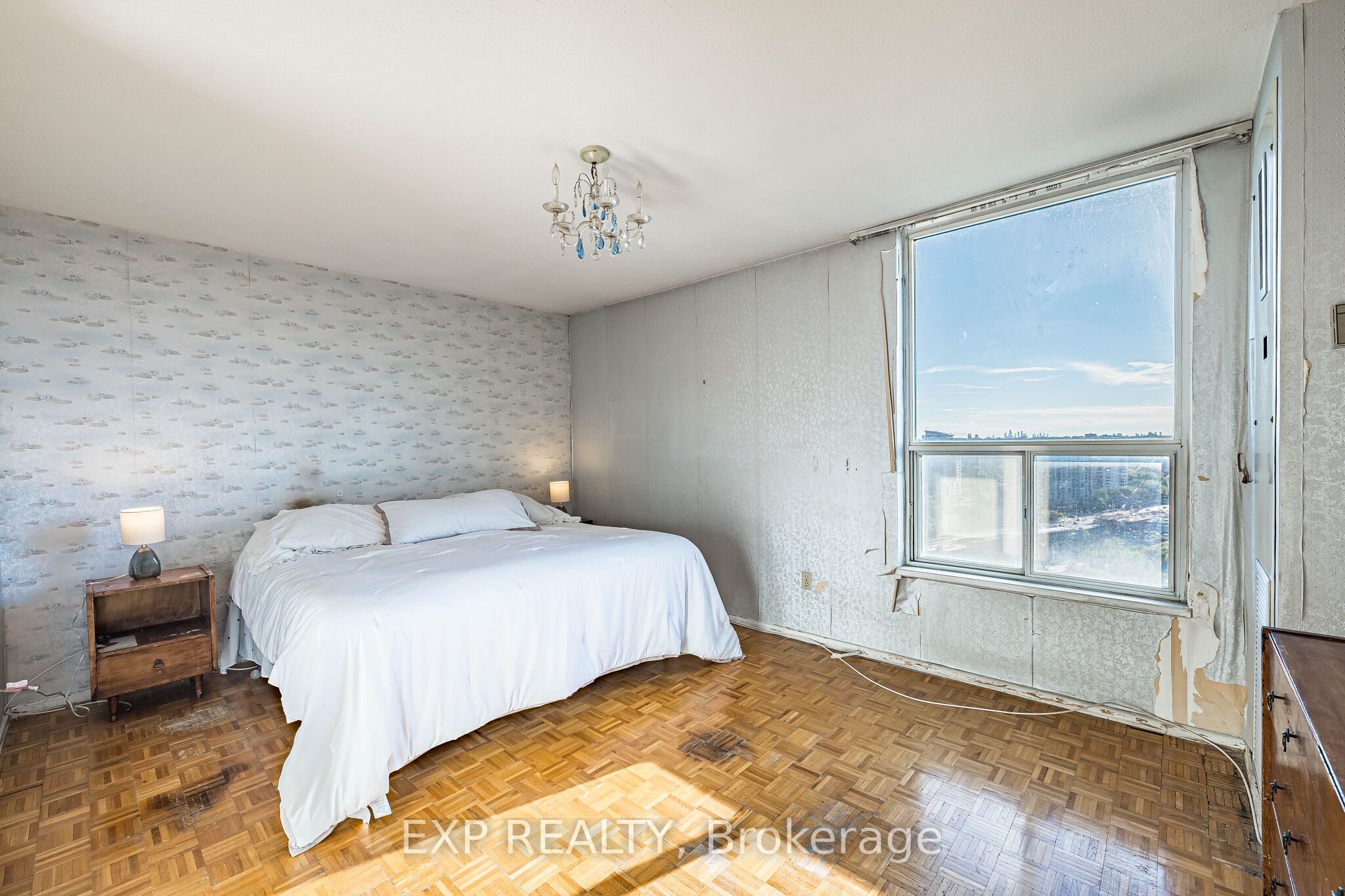 85 Emmett Avenue 2412 Property Photo 17