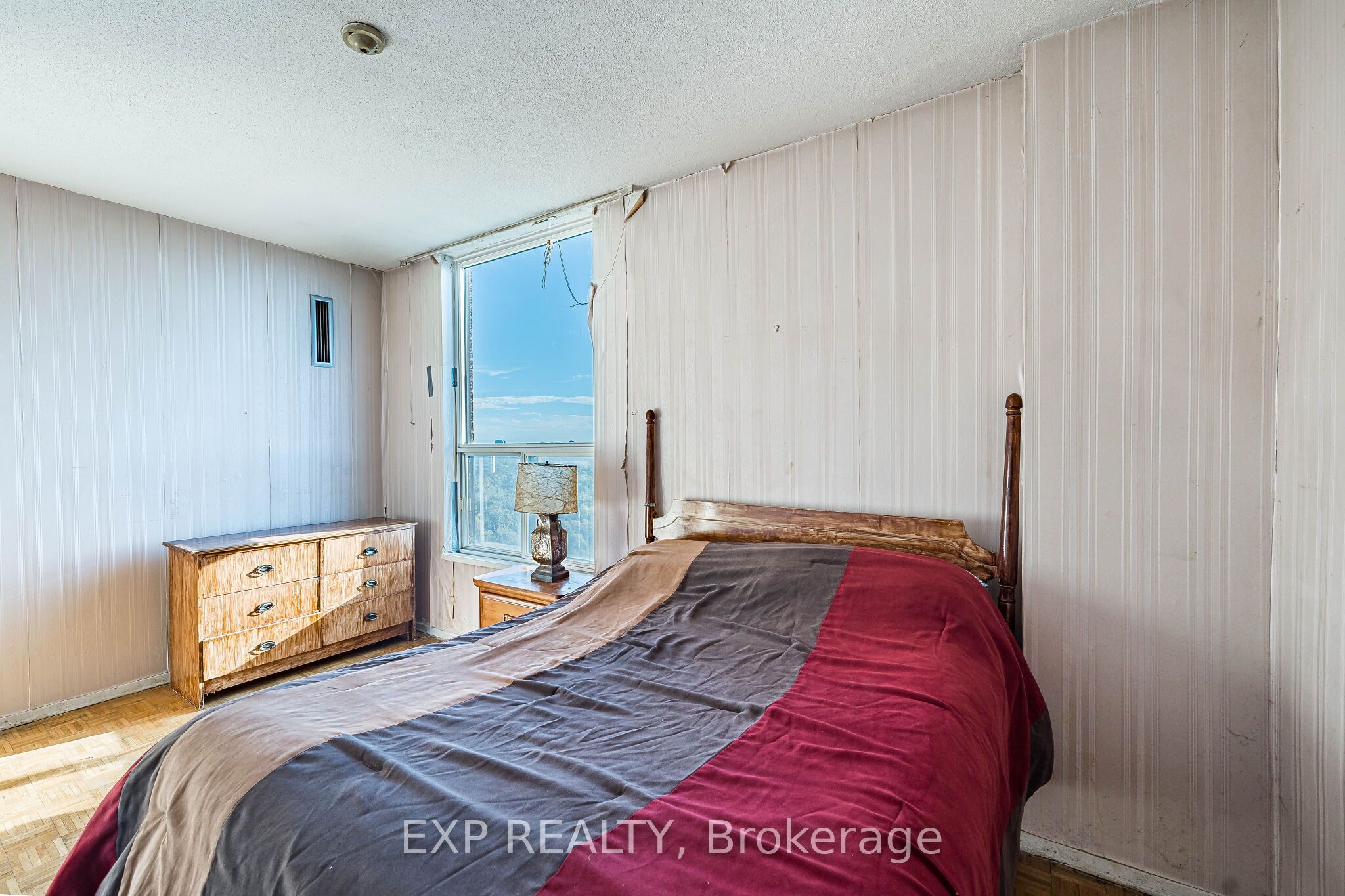 85 Emmett Avenue 2412 Property Photo 22