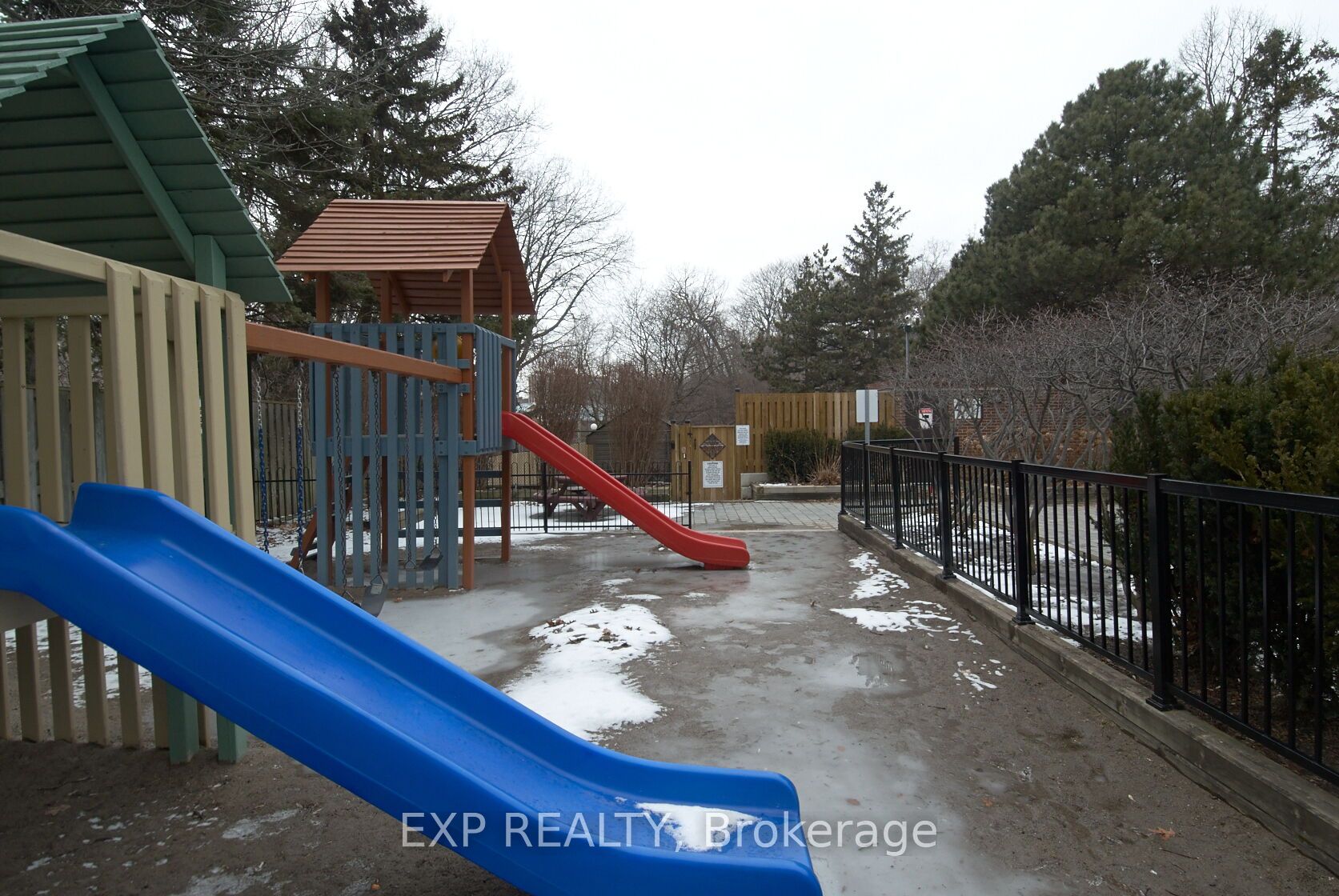 85 Emmett Avenue 2412 Property Photo 36