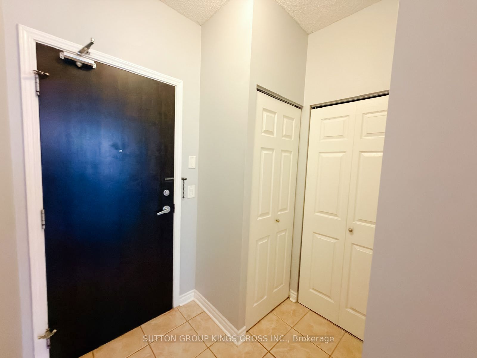 388 Prince Of Wales Drive 2307 Property Photo 5