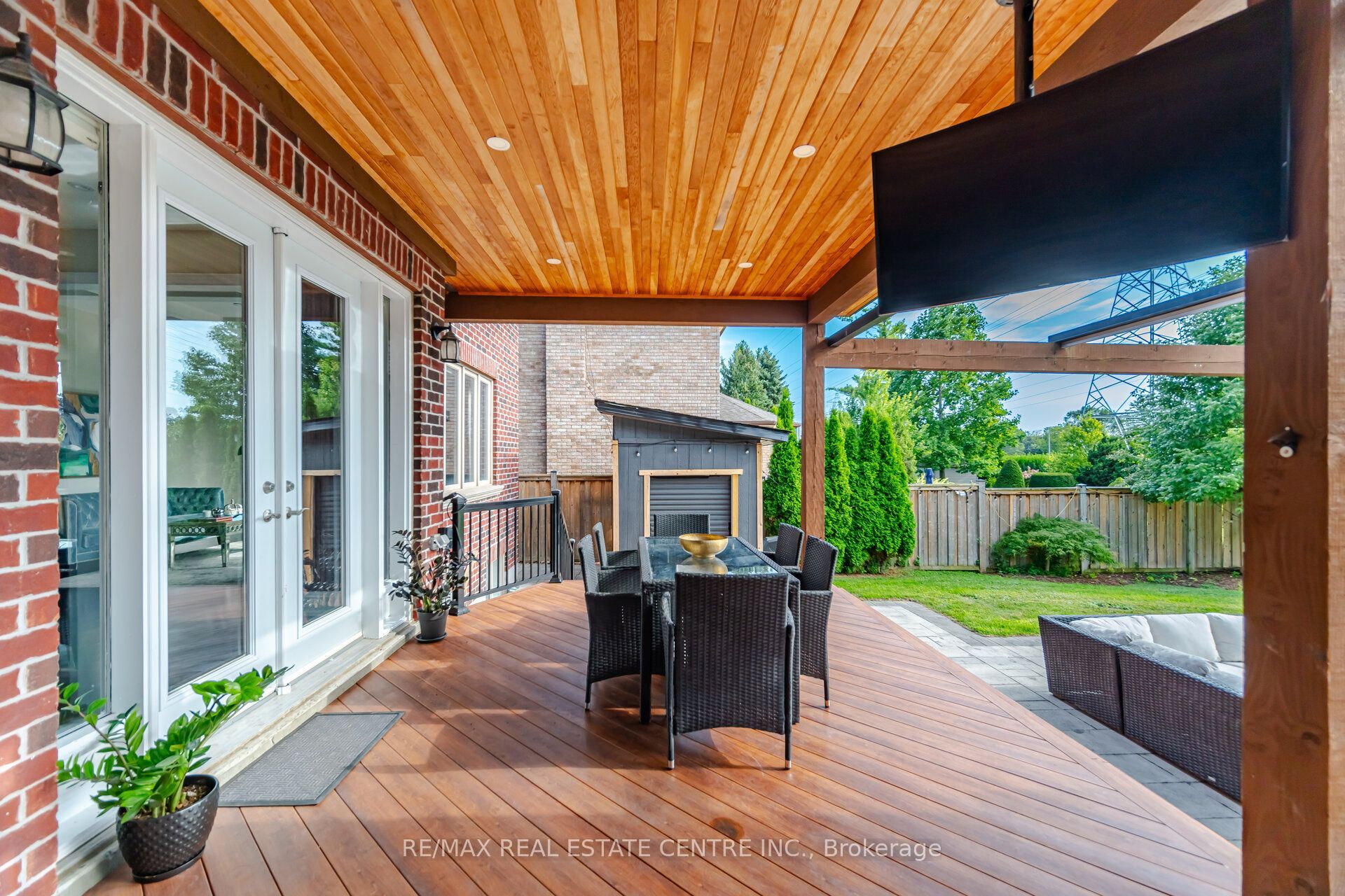 60 Jopling Avenue N Property Photo 4