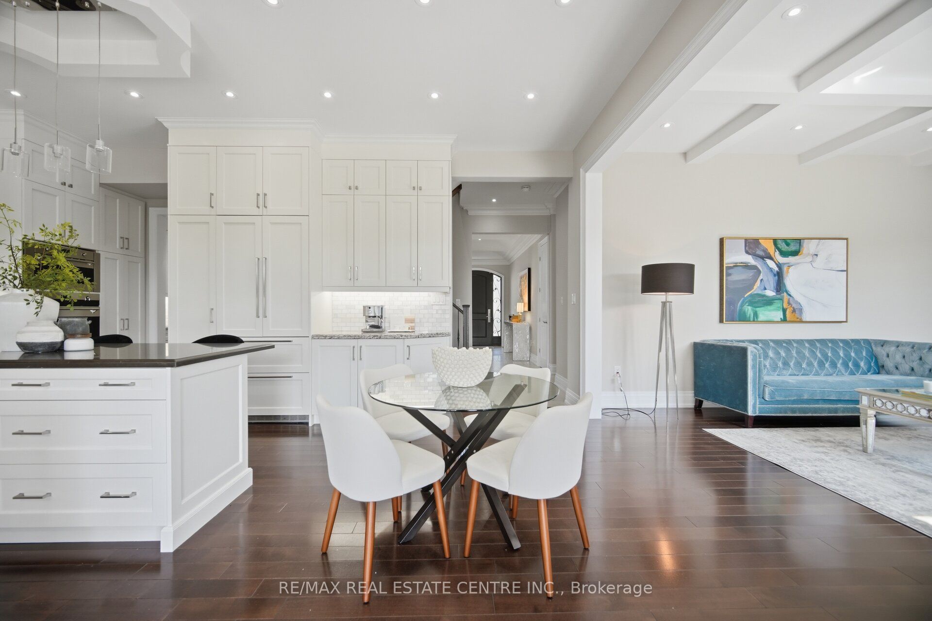 60 Jopling Avenue N Property Photo 17