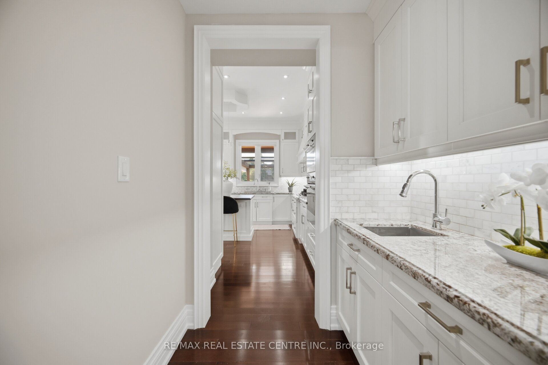 60 Jopling Avenue N Property Photo 22
