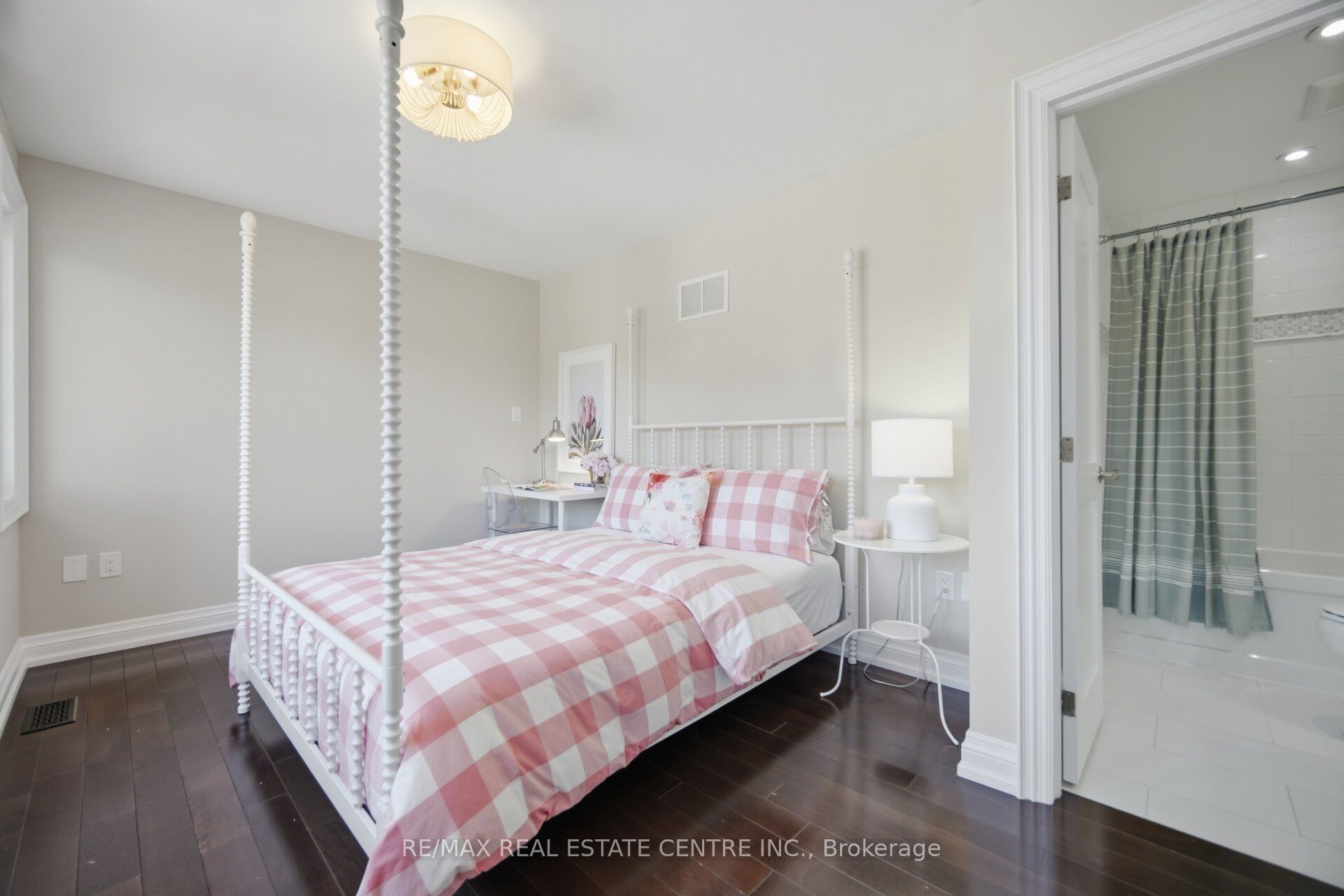 60 Jopling Avenue N Property Photo 29
