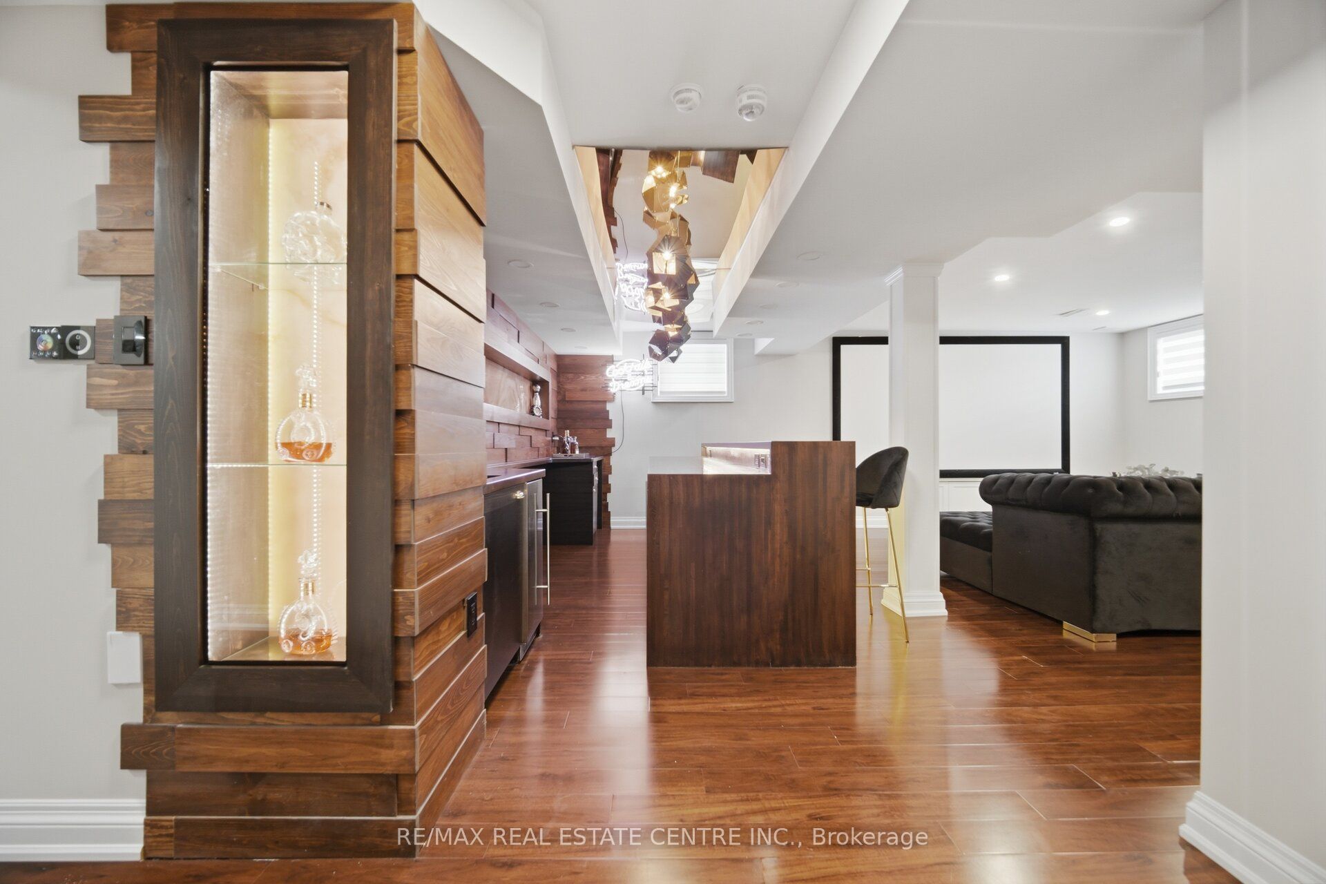 60 Jopling Avenue N Property Photo 33