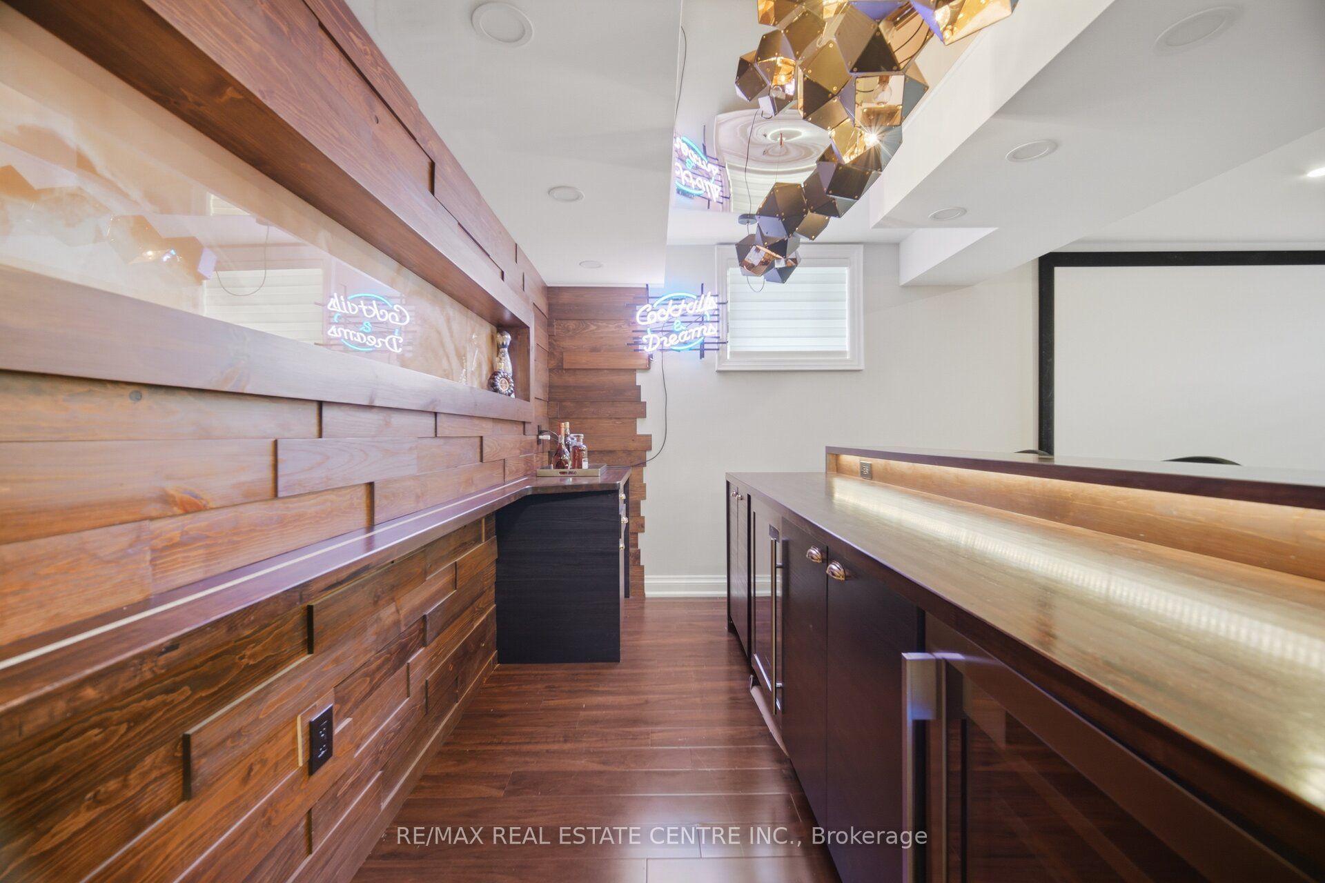 60 Jopling Avenue N Property Photo 38
