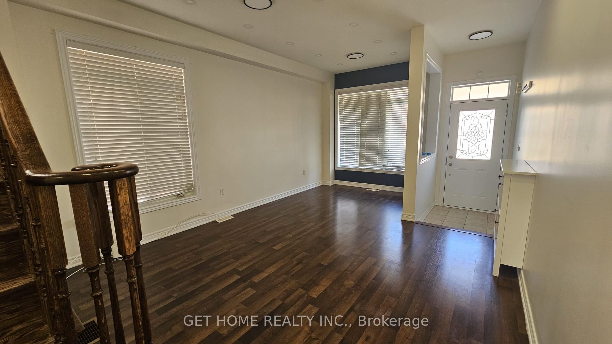 26 Borrelli Drive Main Property Photo 2