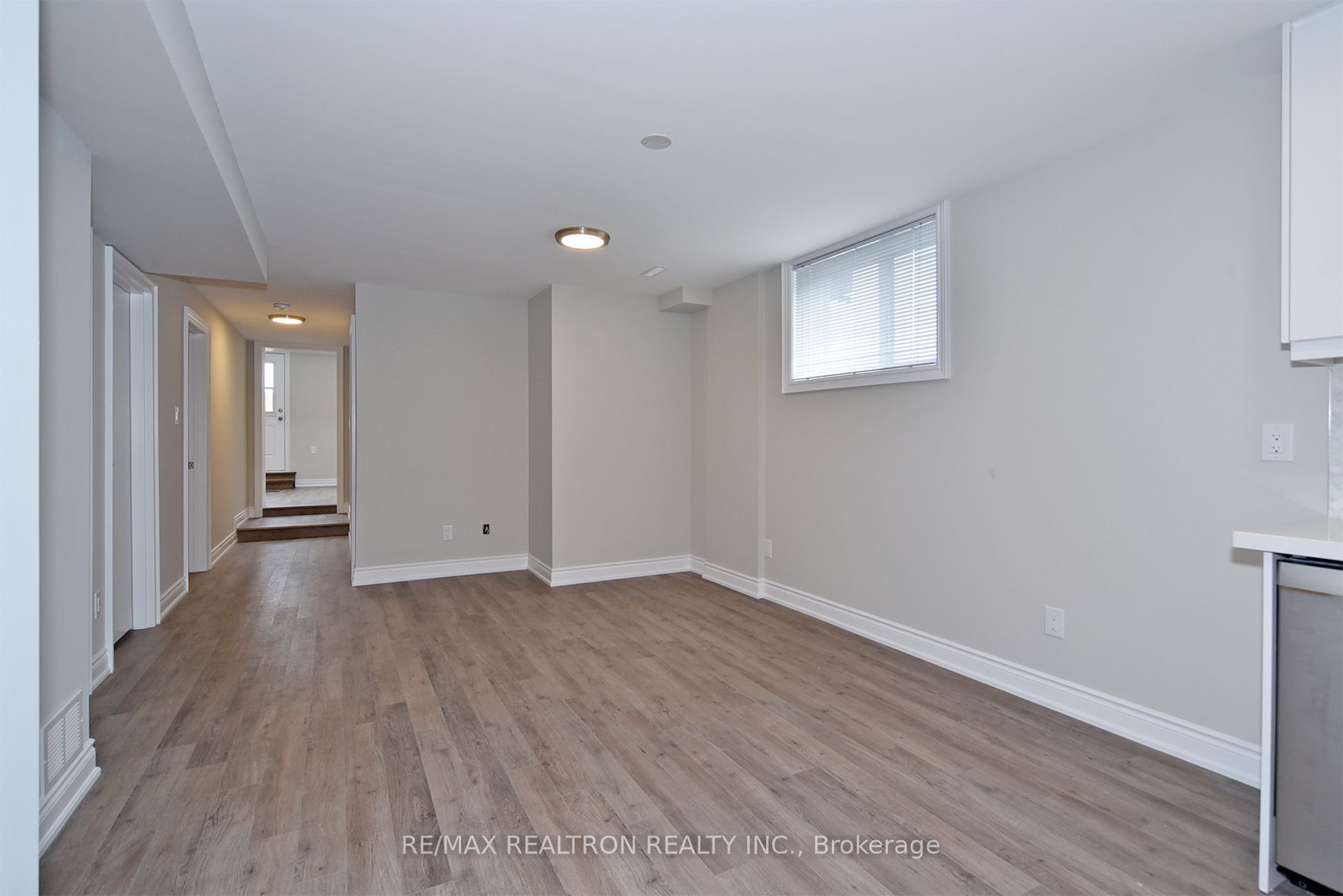 1 Enid Crescent Ground Property Photo 10