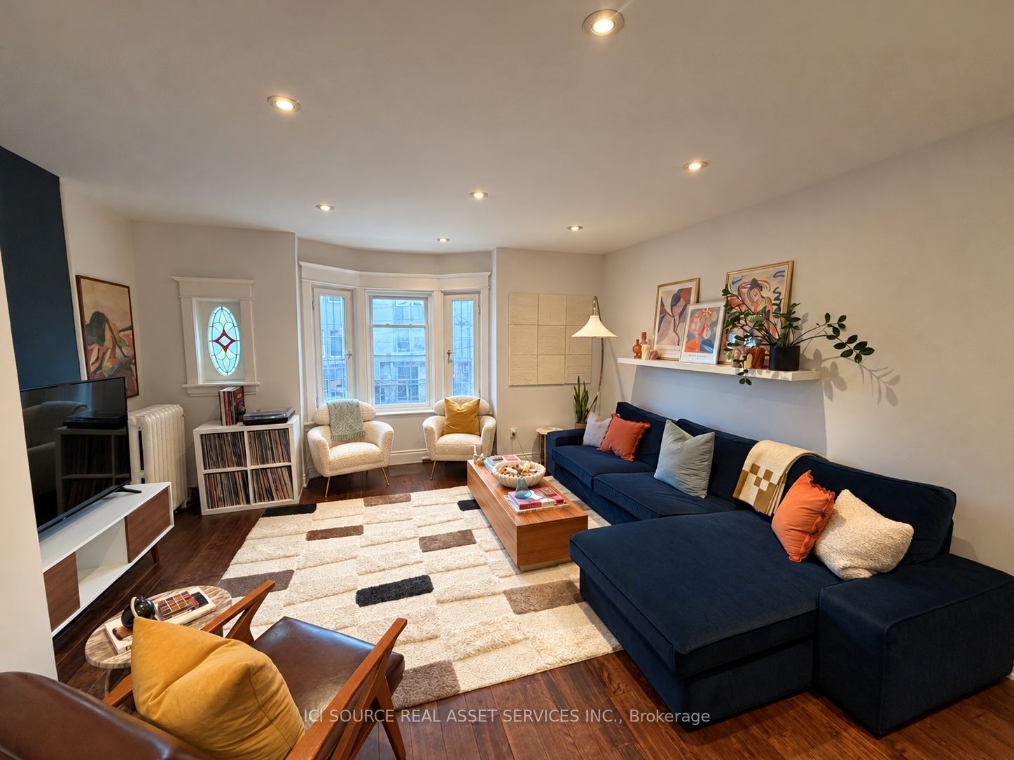 399 Roncesvalles Avenue 1 (2nd Floor) Property Photo 1