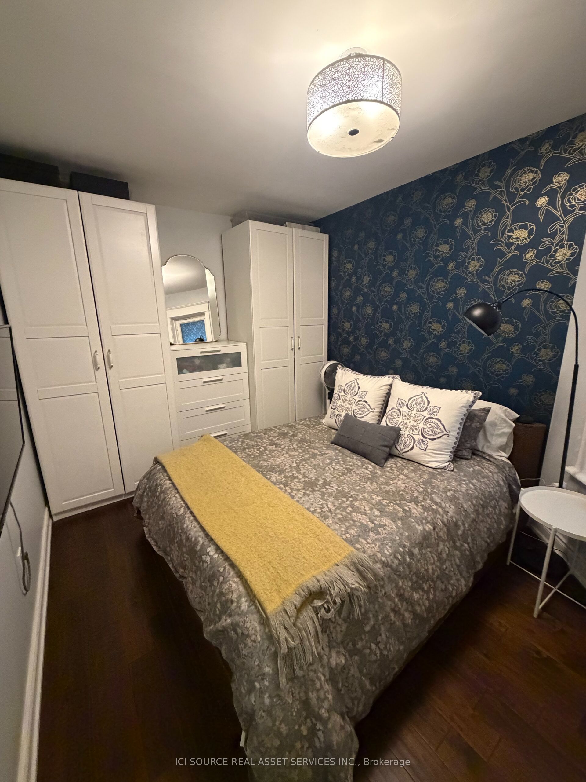399 Roncesvalles Avenue 1 (2nd Floor) Property Photo 6