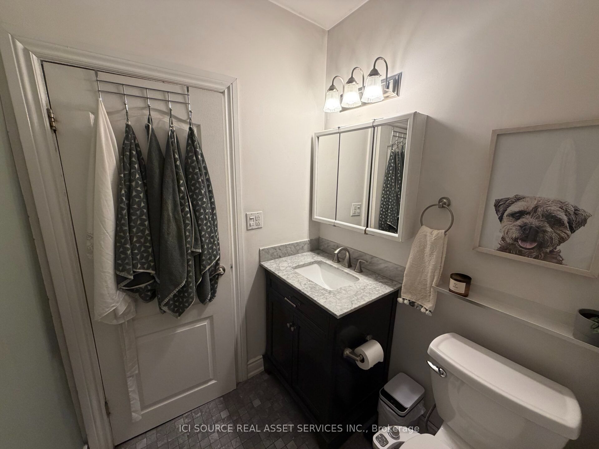 399 Roncesvalles Avenue 1 (2nd Floor) Property Photo 10