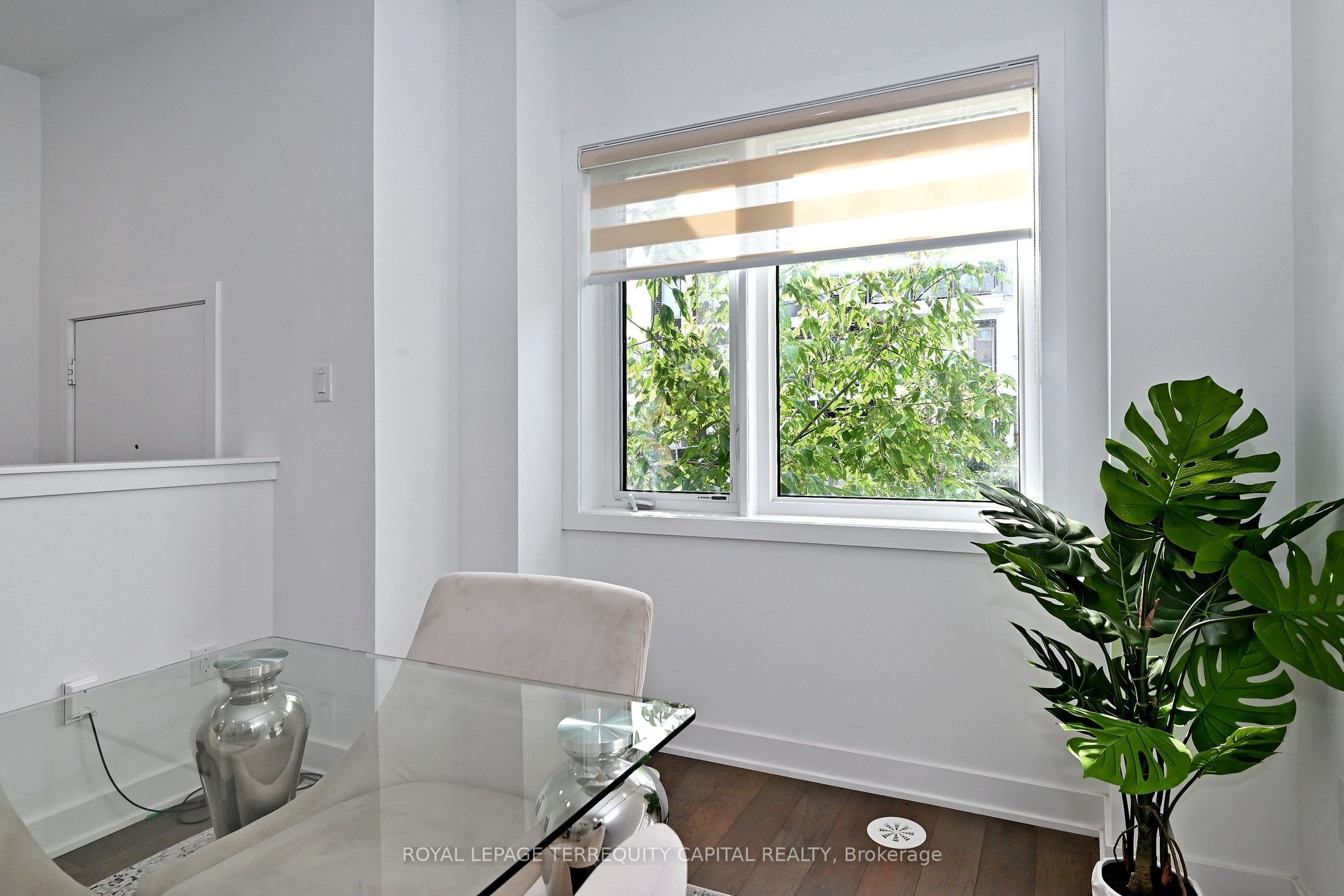 101 William Duncan Road Property Photo 6