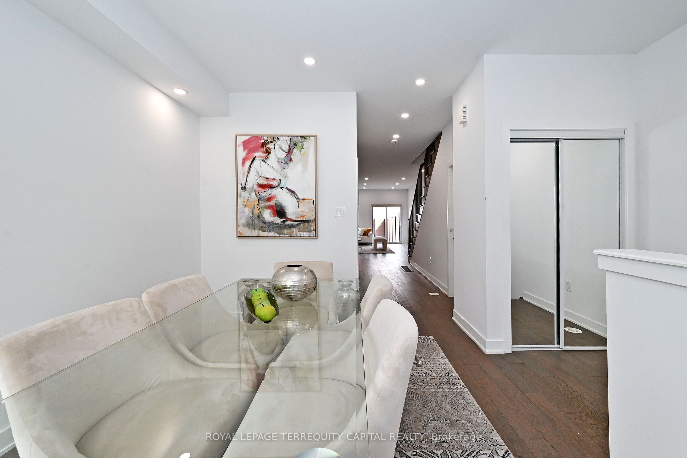 101 William Duncan Road Property Photo 7