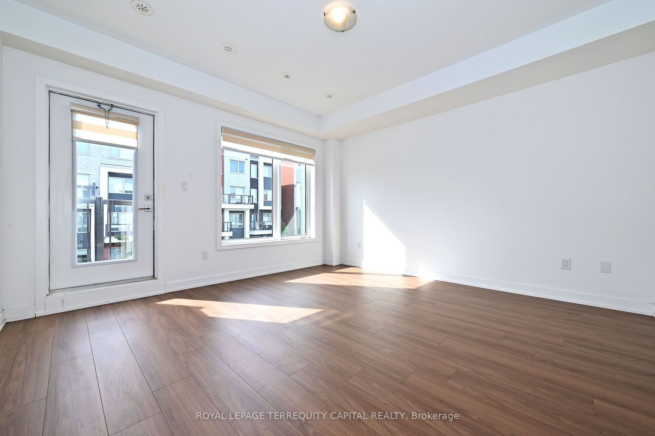 101 William Duncan Road Property Photo 17