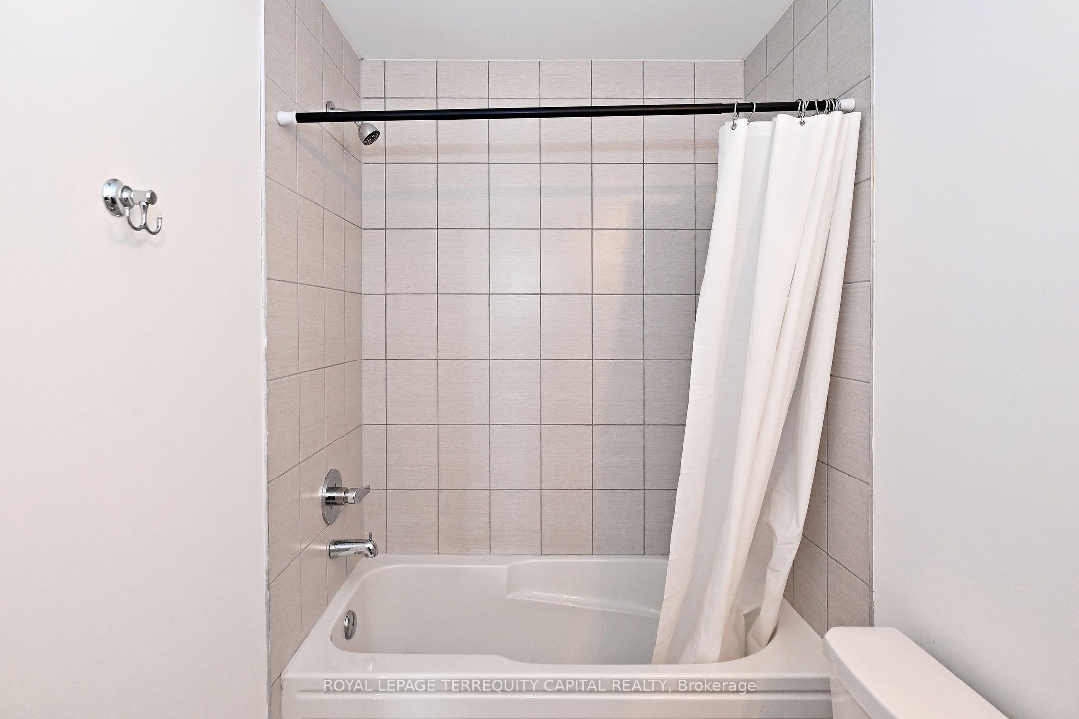 101 William Duncan Road Property Photo 26