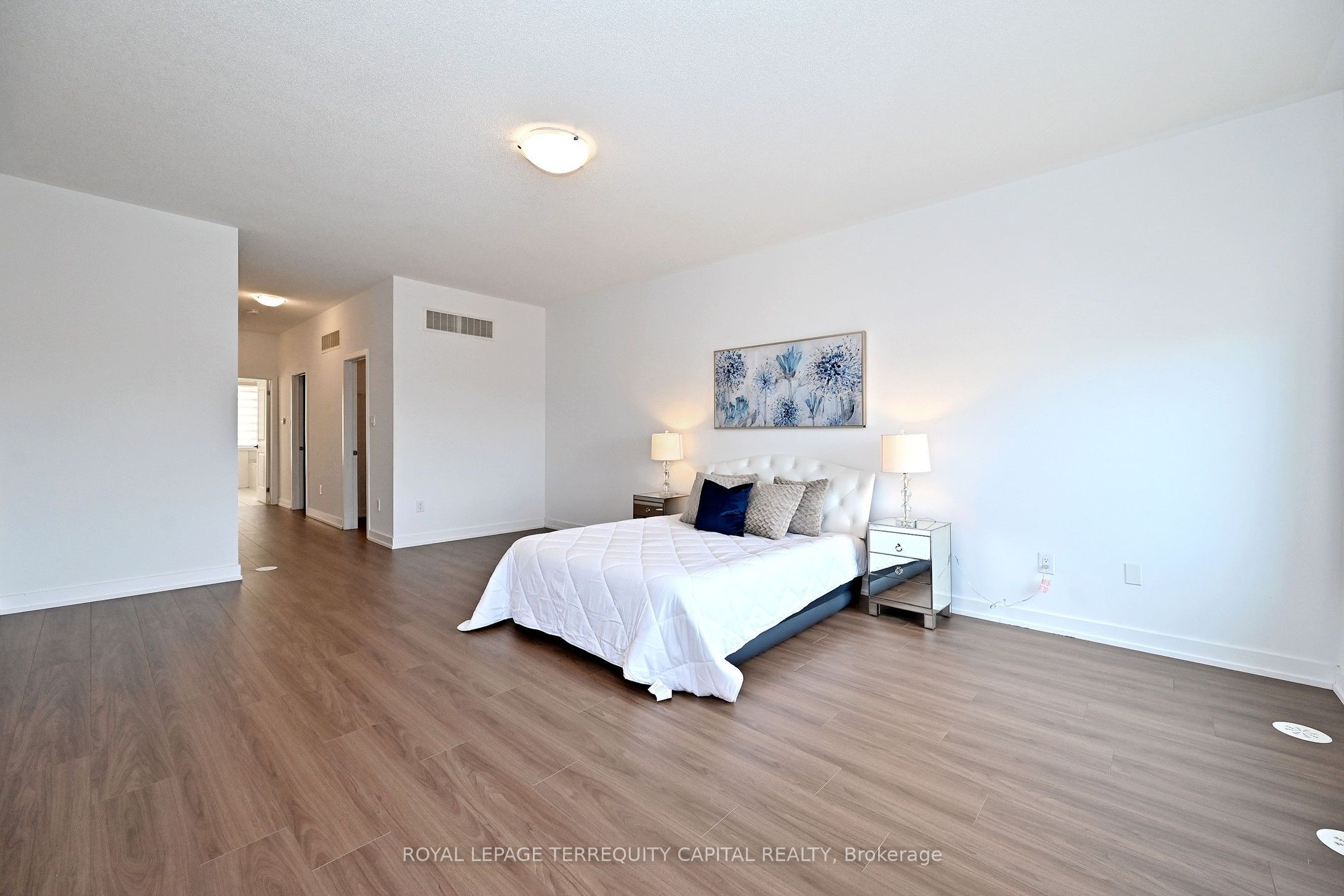 101 William Duncan Road Property Photo 31