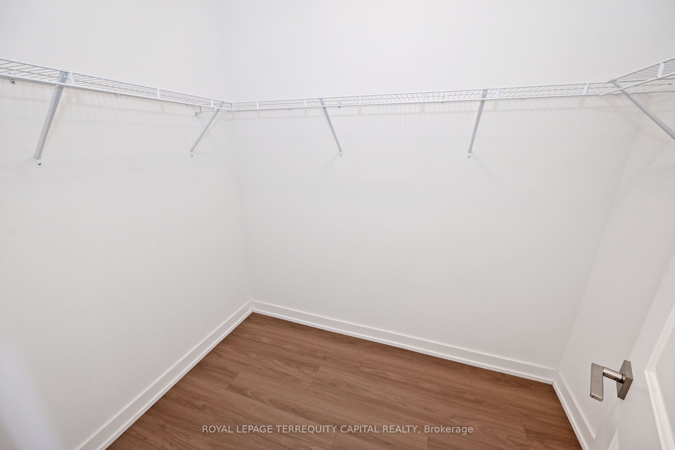 101 William Duncan Road Property Photo 33